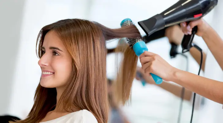 evde-en-iyi-marka-keratin-bakımı-nasıl-yapılır-faydaları-zararları-saç-onarımı-saç-bakımı-yana-saç-kopan-saç-yıranan-saç-hasarlısaç-kırık-saç-yanmış saç, yıpranmış saç, kopan saç, kırık saç, hasarlı saç, pişmaniye saç, lastik gibi uzayan saç, keratin bakım, brezilya fönü, saç botoksu, hair botox,