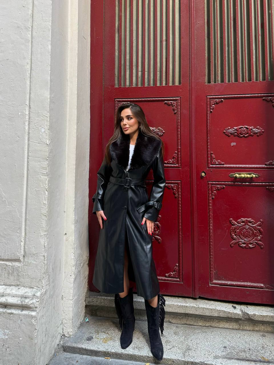 Siyah Kürklü Deri Kaban 