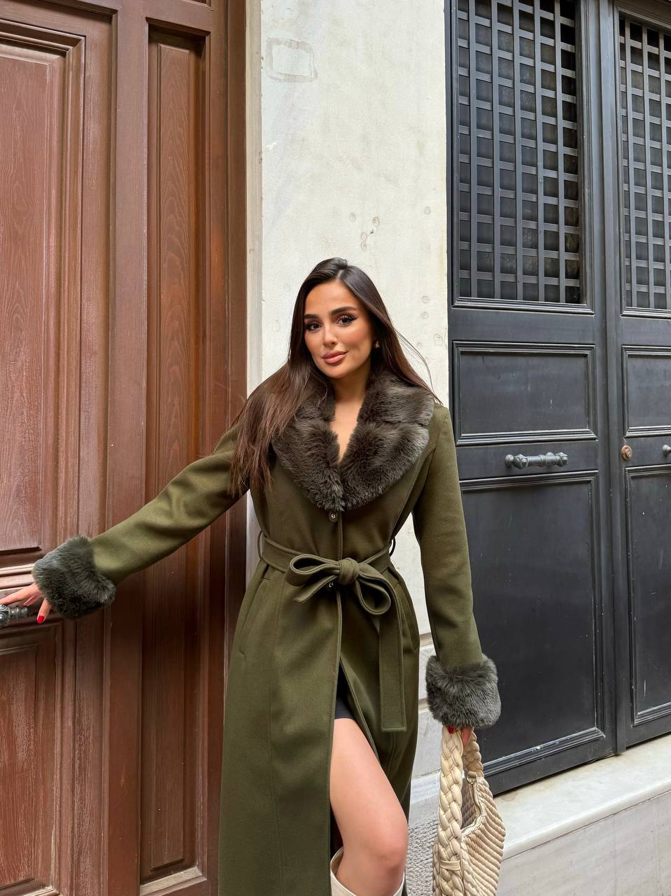 Haki Kürklü Kaşe Kaban Astarlı