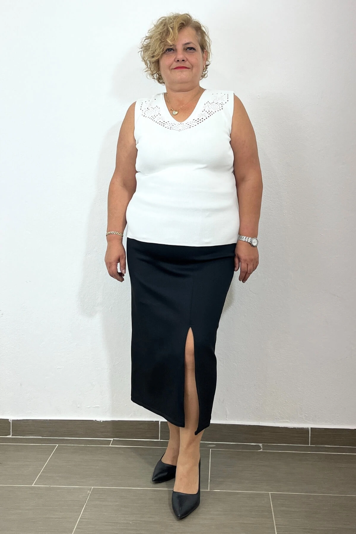 Büyük Beden Siyah Yanda  Yırtmaçlı Etek