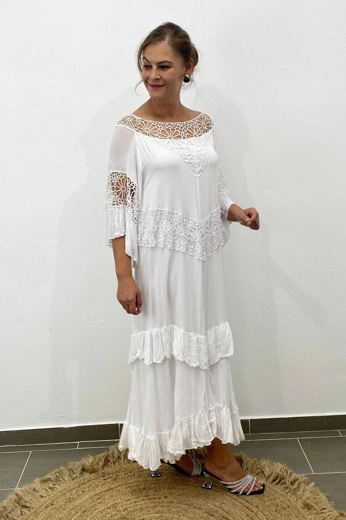 Kadın İtalyan Vual Pamuk Güpür Detaylı Beyaz Elbise 