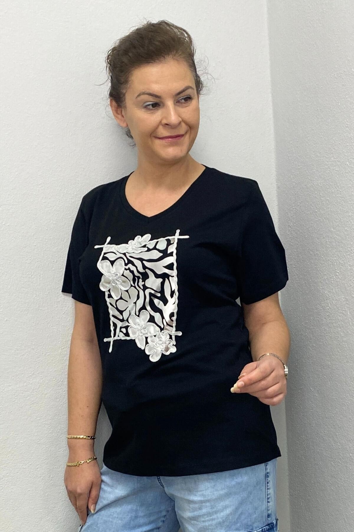 Kadın Siyah Gümüş Baskılı Tshirt