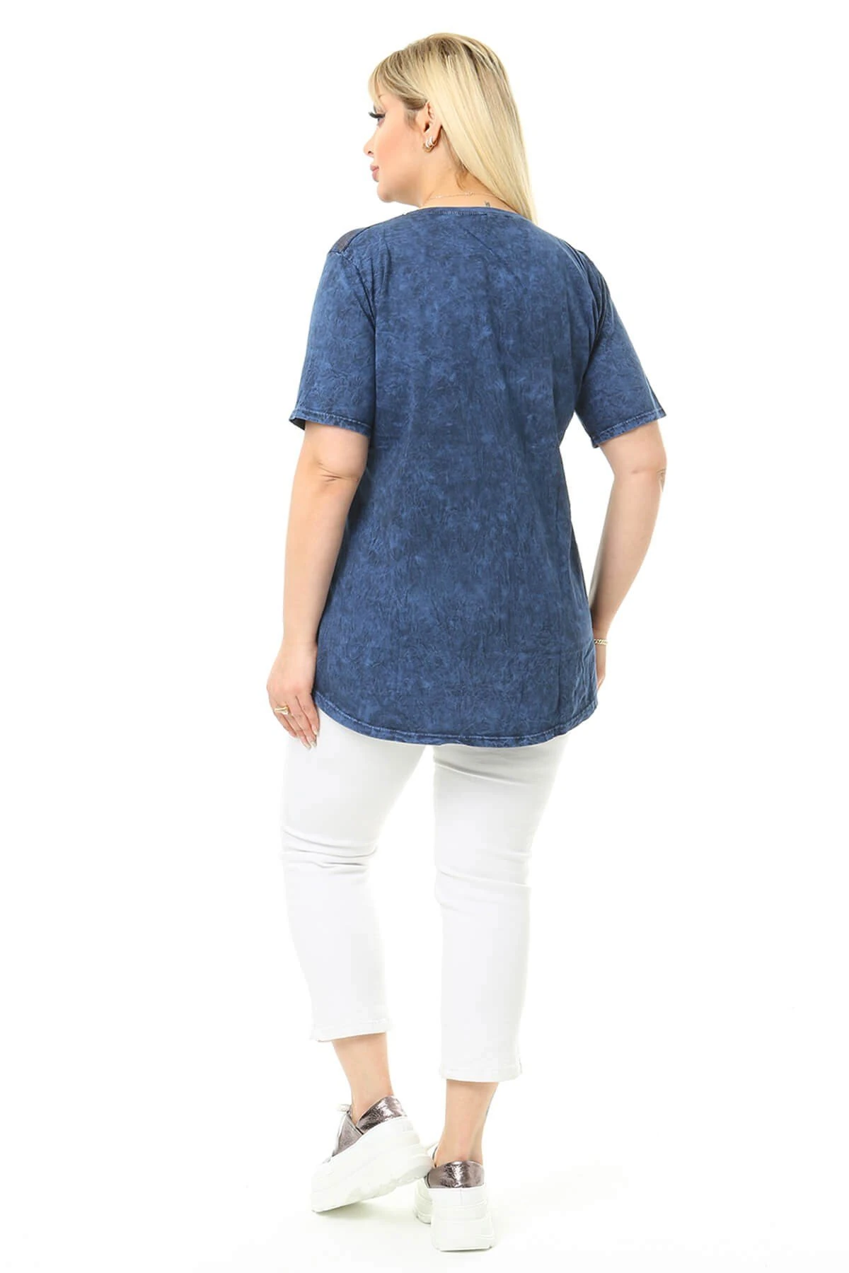 Büyük Beden Lacivert Omuzları File Detaylı Bluz