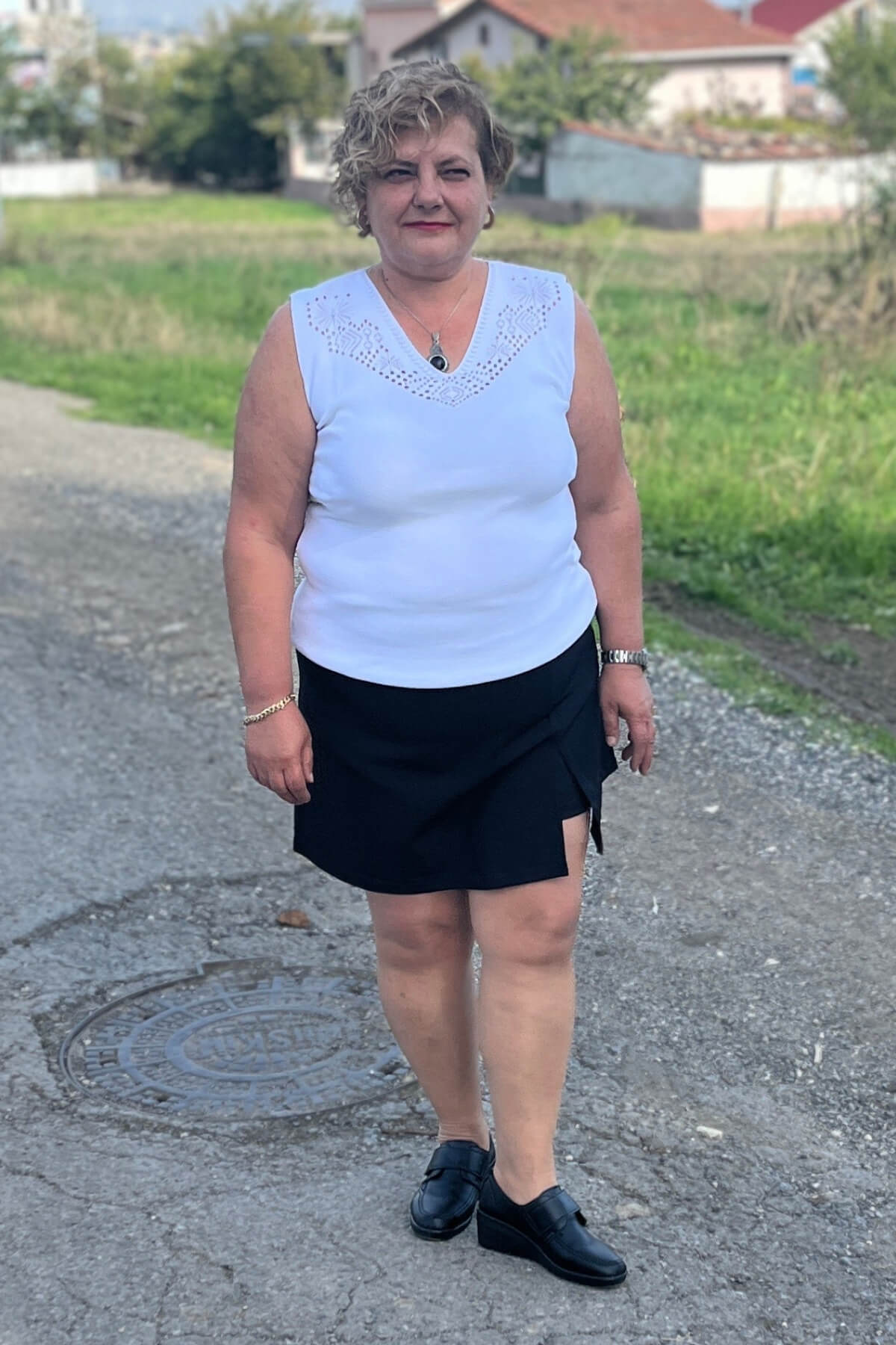 Büyük Beden Siyah Yırtmaç Detaylı Şort Etek 