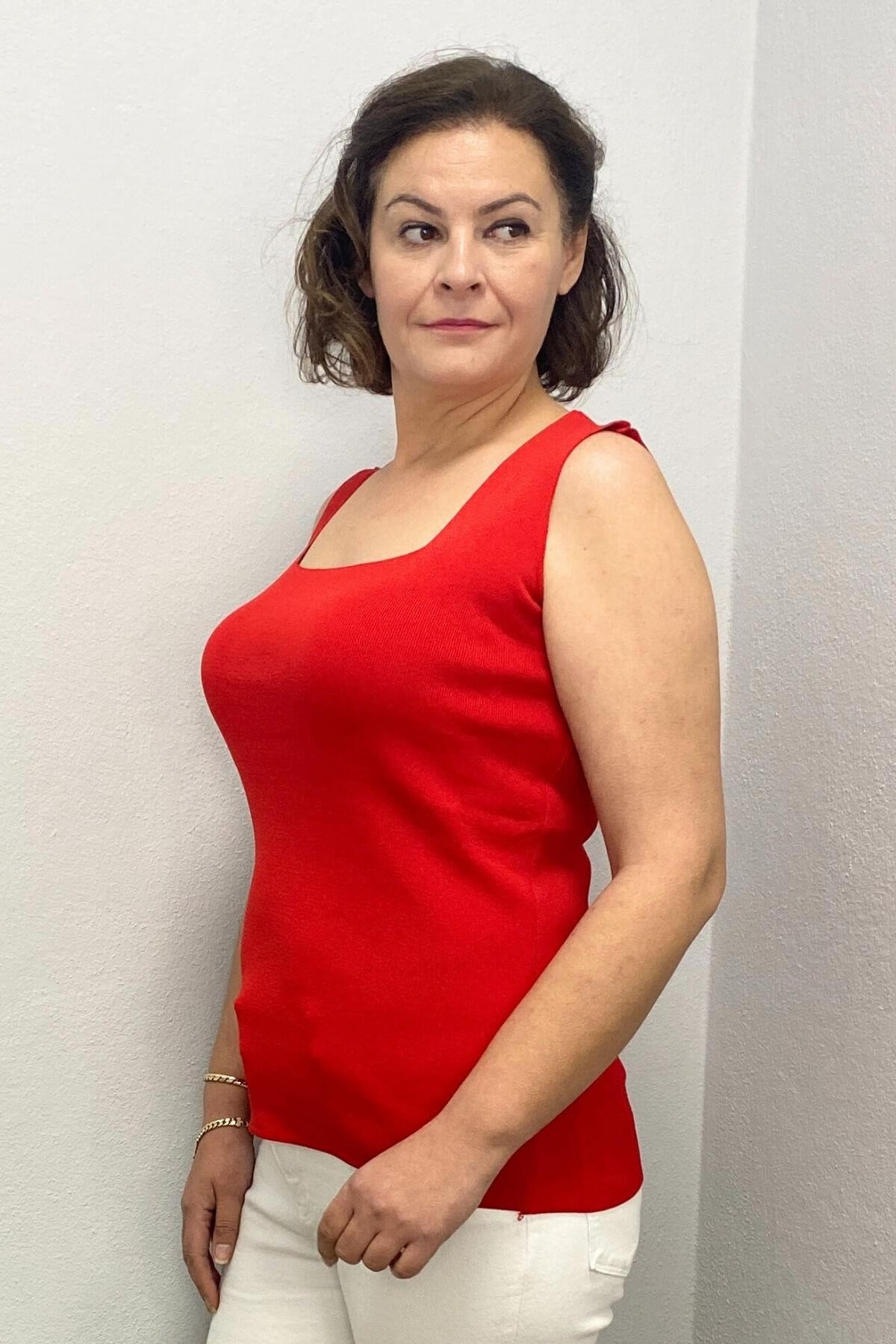 Büyük Beden Kırmızı Kare Yaka Triko Bluz