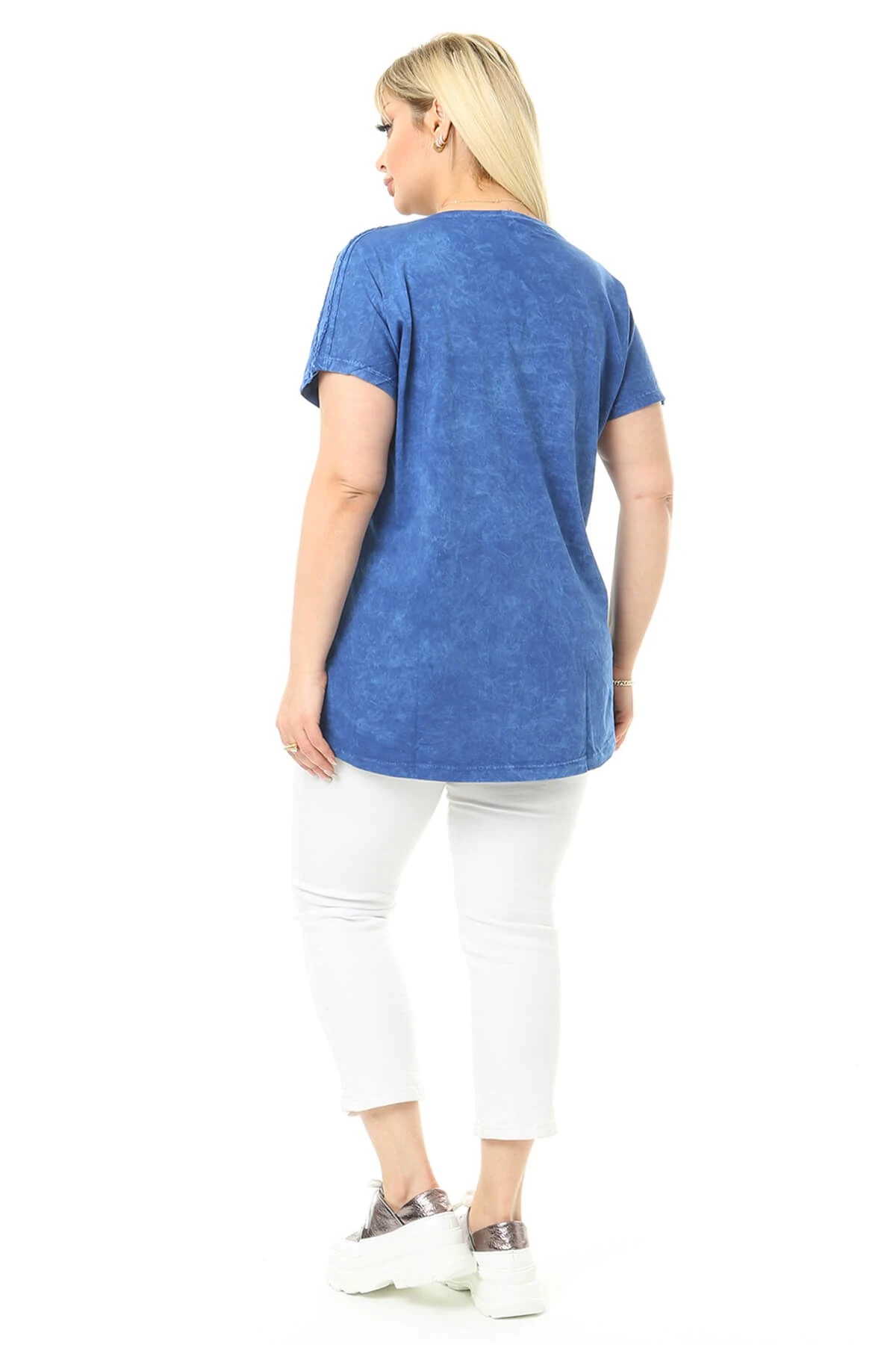 Büyük Beden Mavi Yuvarlak Yaka Bluz
