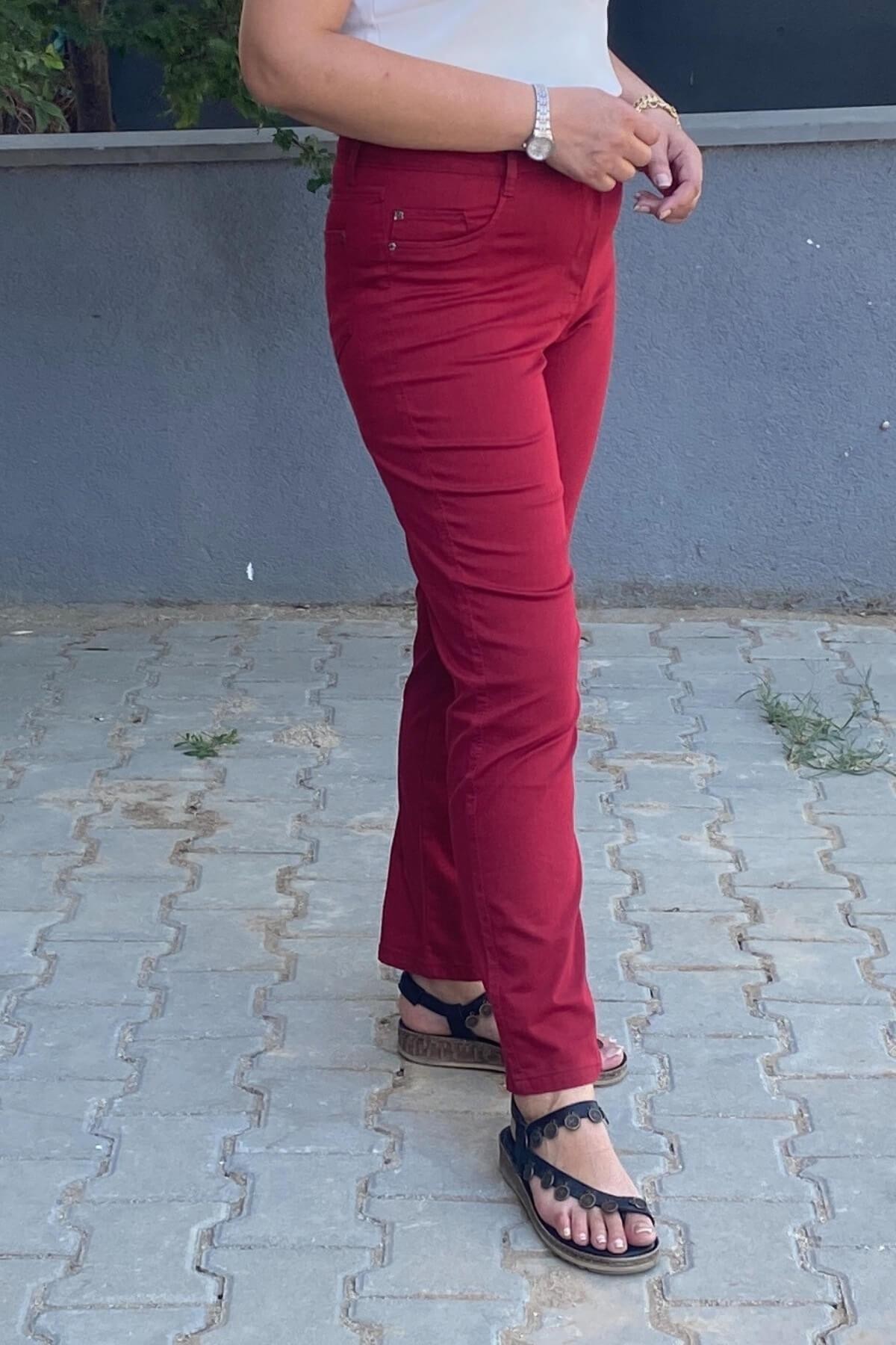 Kadın Kırmızı Boru Paça Pantolon