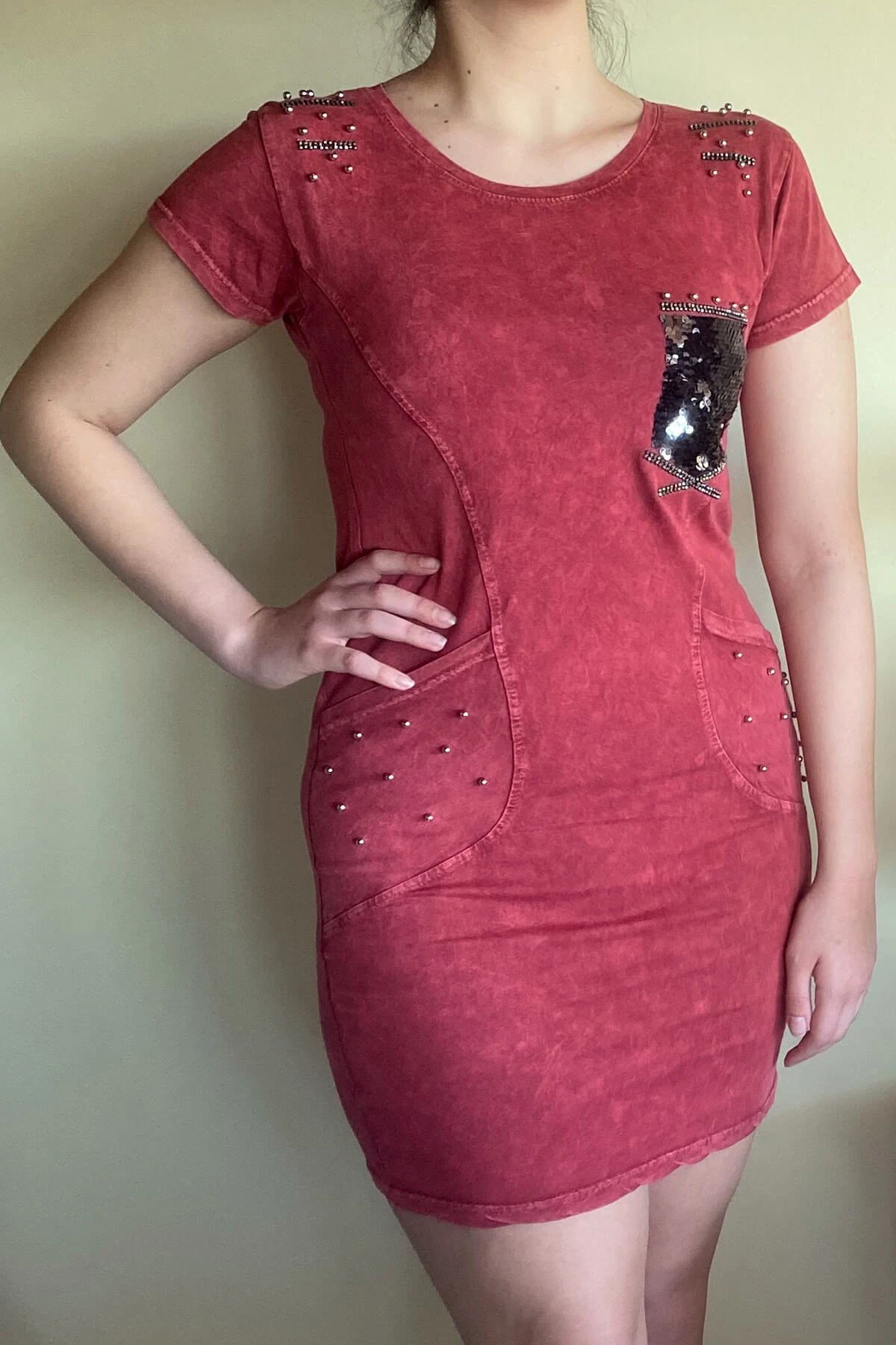 Kadın Cebi Pullu Pamuklu Kırmızı Elbise