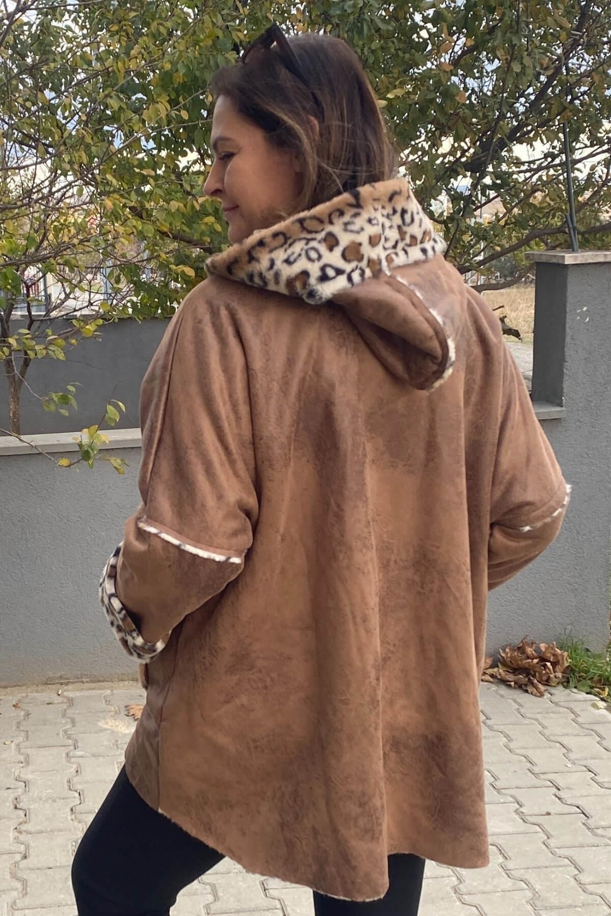 Kadın Camel İtalyan Leopar Desenli Kısa Kaban