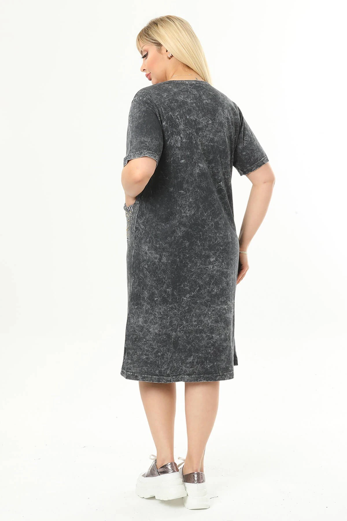 Büyük Beden Füme Omuzları File Detaylı Elbise