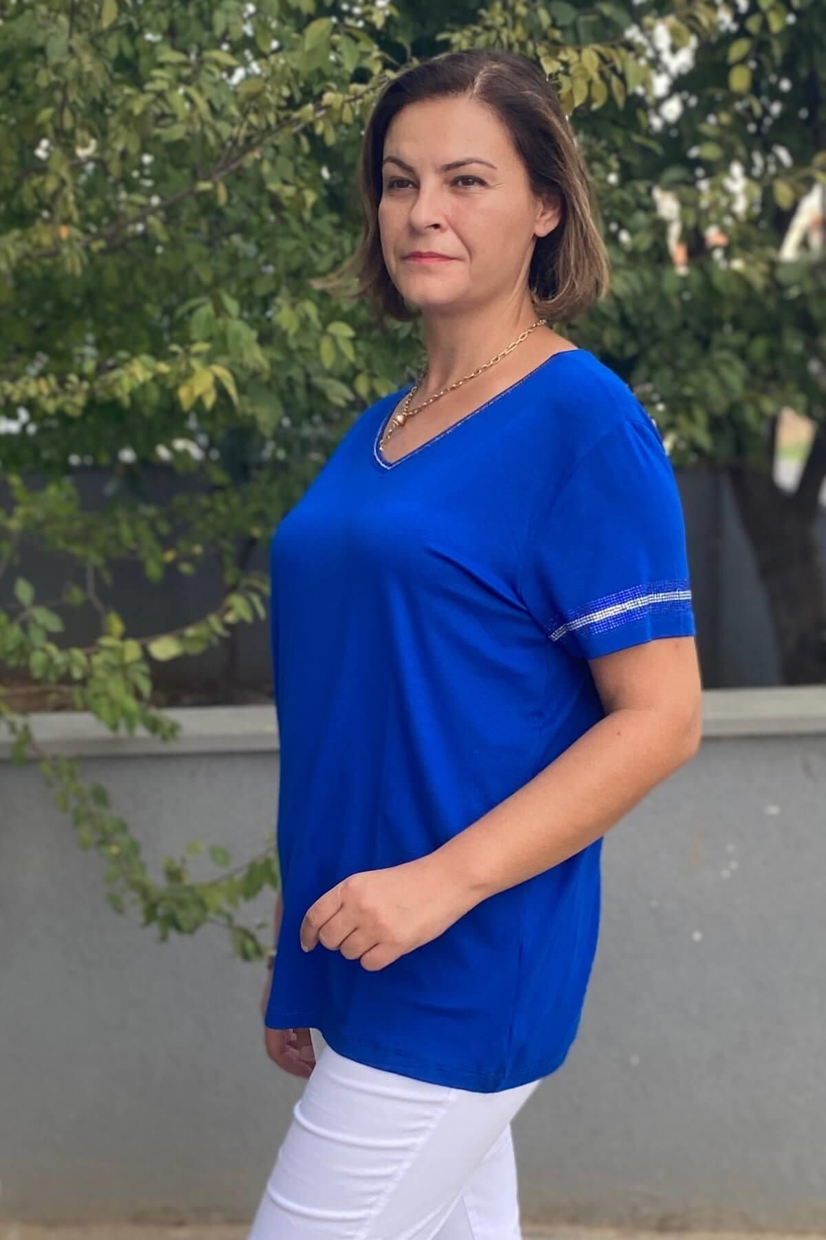 Büyük Beden Saks Mavi Yakası Taş Detaylı Bluz