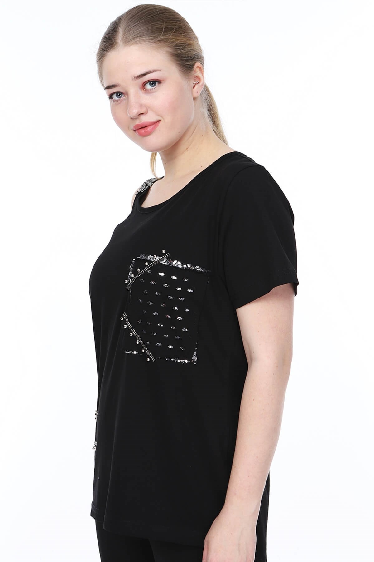 Büyük Beden Siyah Omuz Detaylı Tshirt