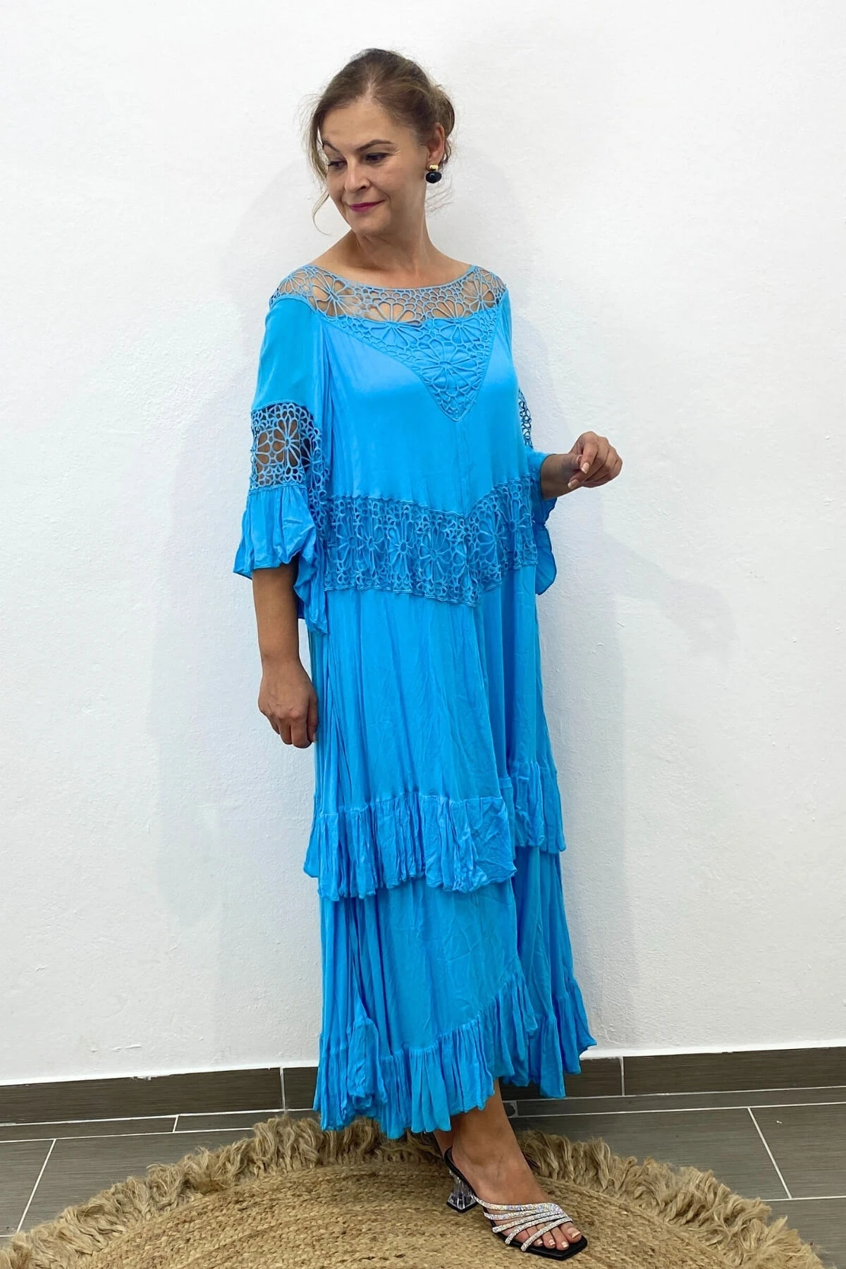 Kadın İtalyan Vual Pamuk Güpür Detaylı Mavi Elbise 