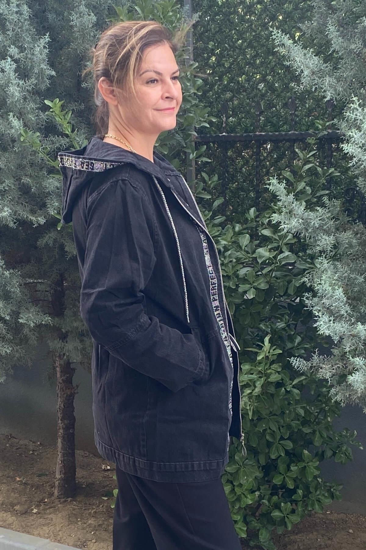 Kadın Büyük Beden Taşlı Siyah Kot Ceket