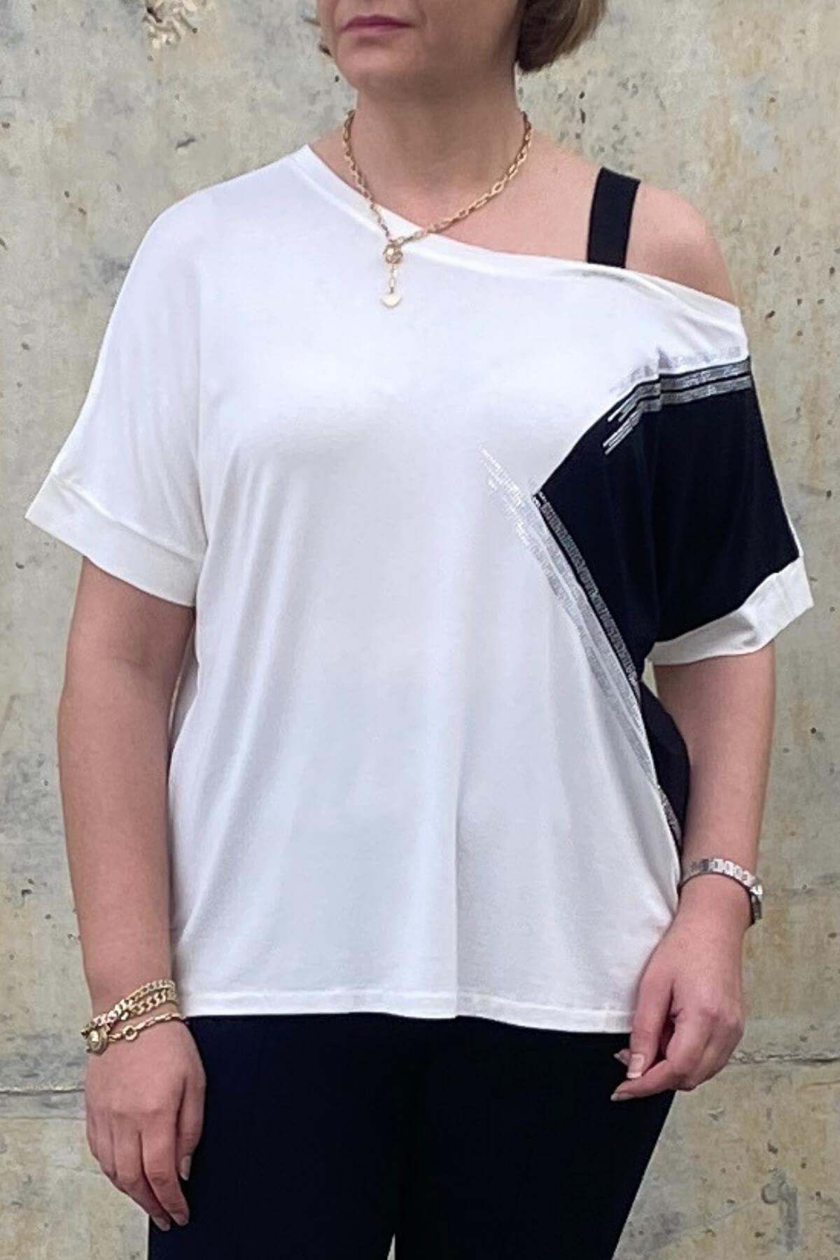 Büyük Beden Krem & Siyah  Küçük Taş Detaylı Bluz