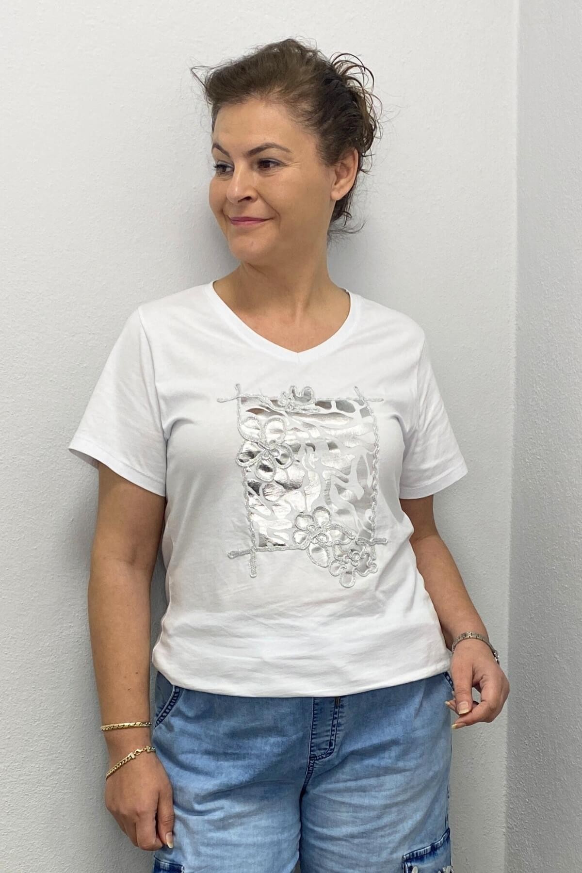 Kadın Beyaz Gümüş Baskılı Tshirt
