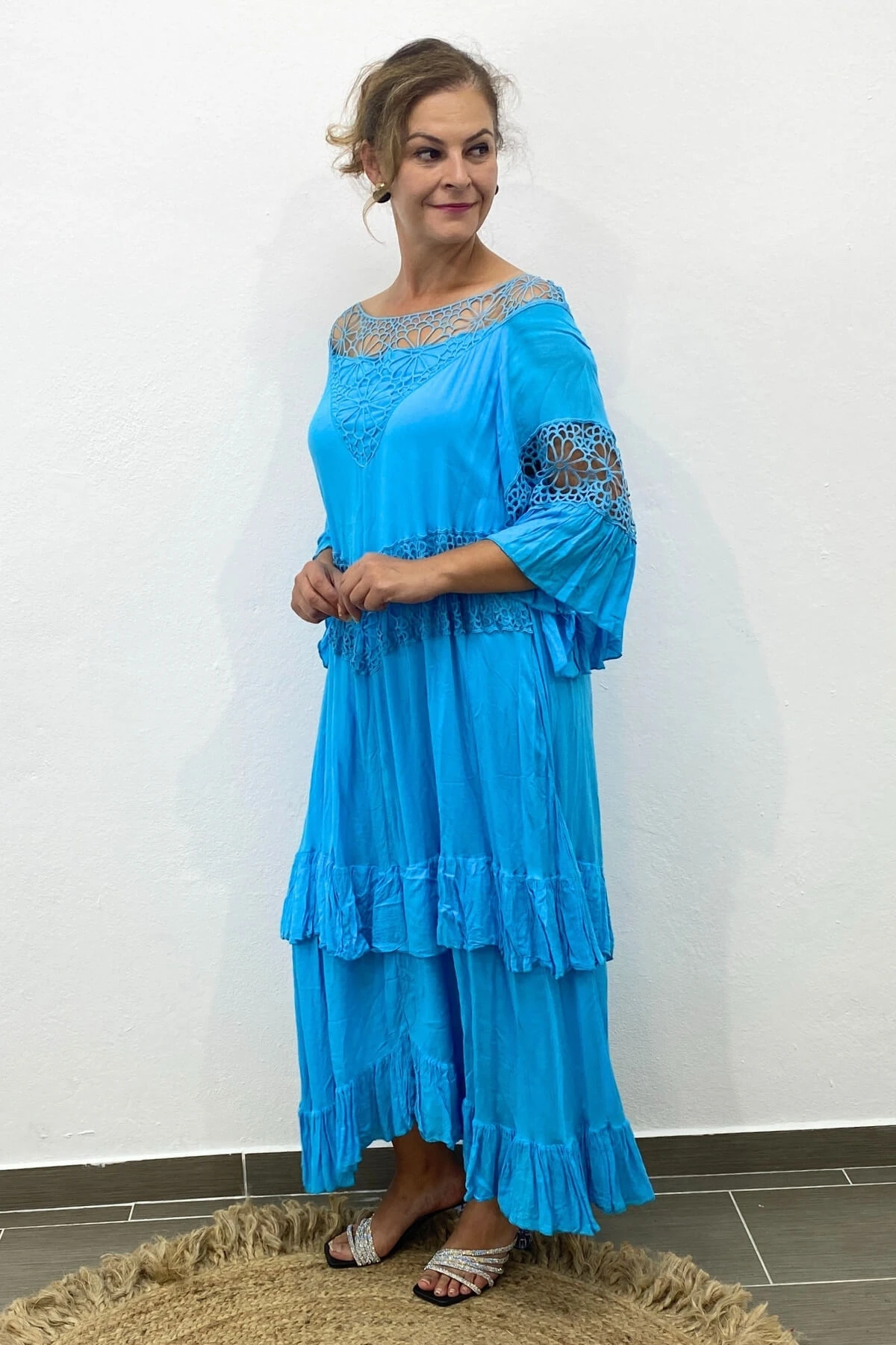 Kadın İtalyan Vual Pamuk Güpür Detaylı Mavi Elbise 