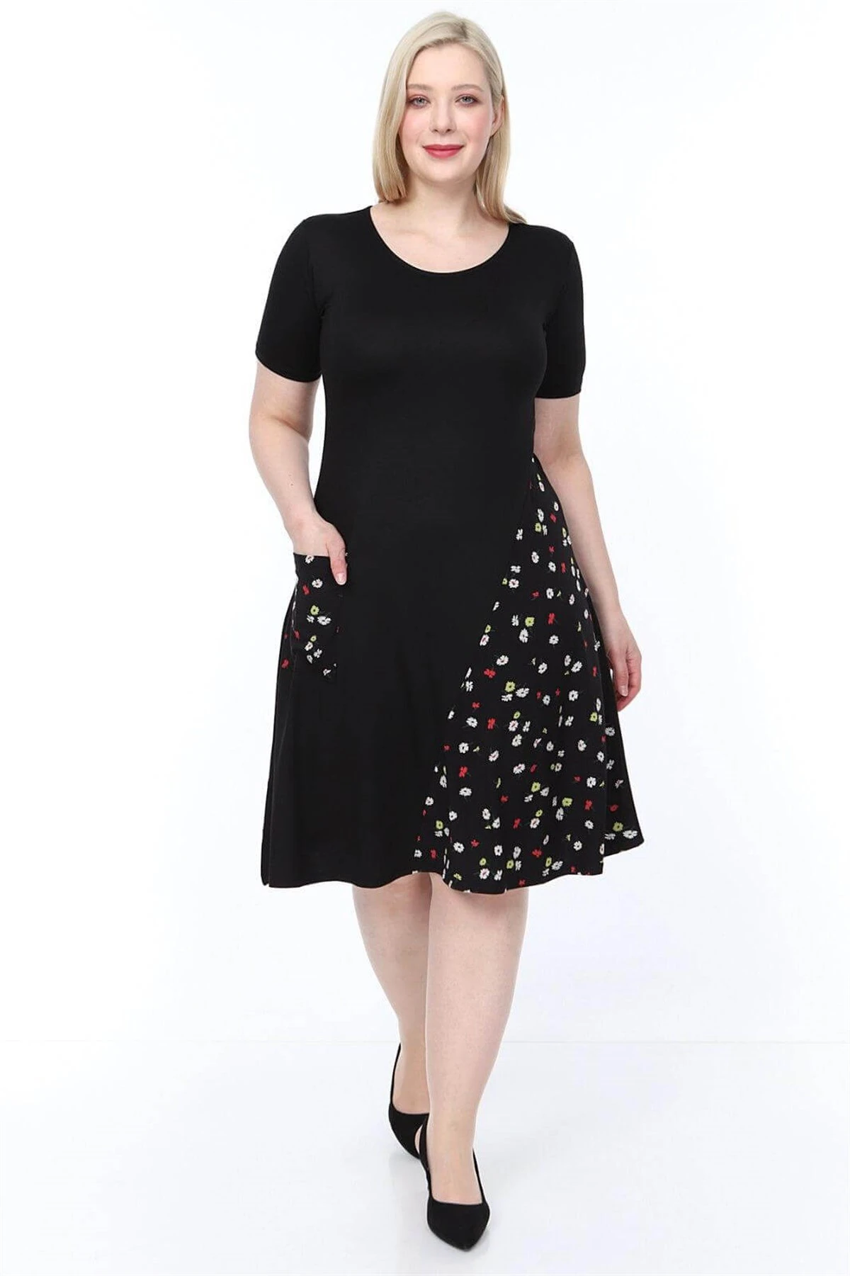 Büyük Beden Siyah Papatya Çapraz Cepli Elbise