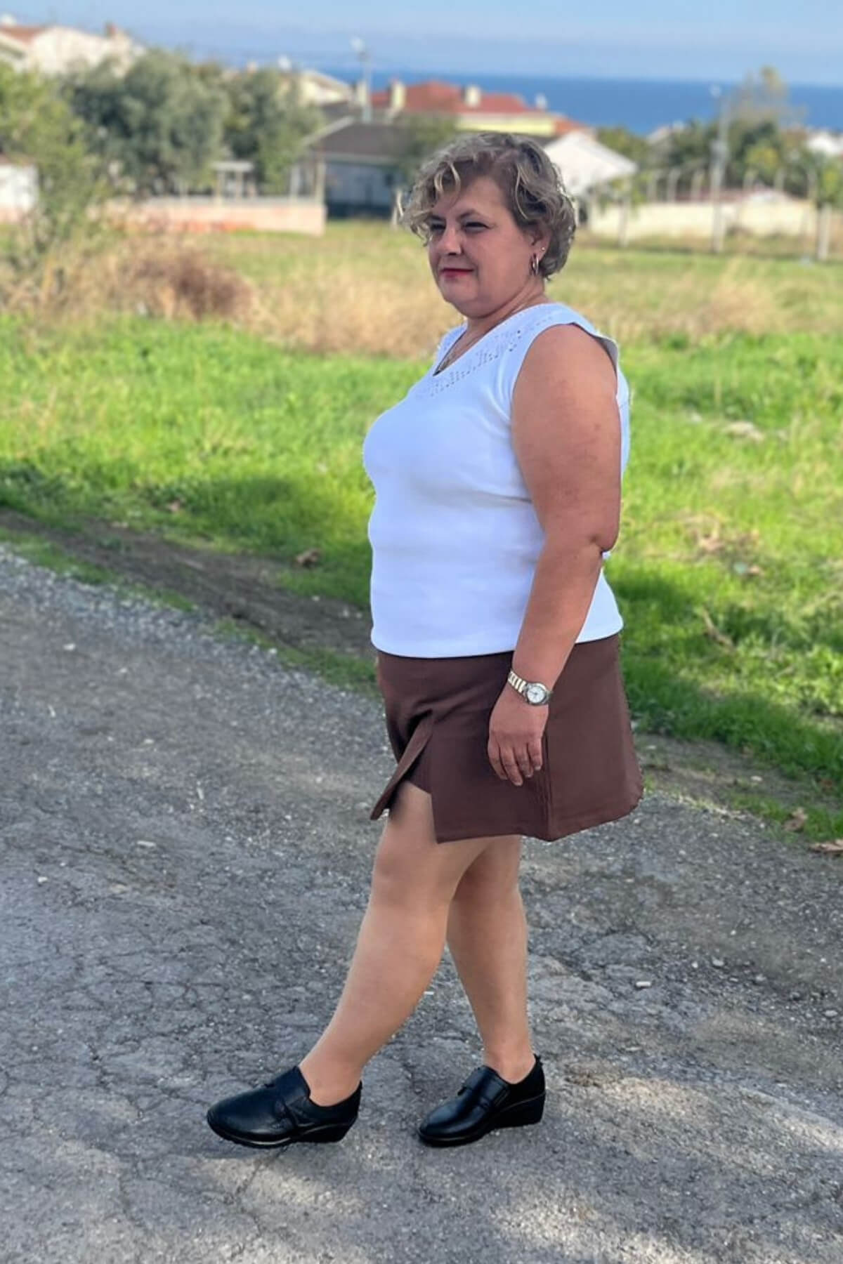 Büyük Beden Kahve Yırtmaç Detaylı Şort Etek 