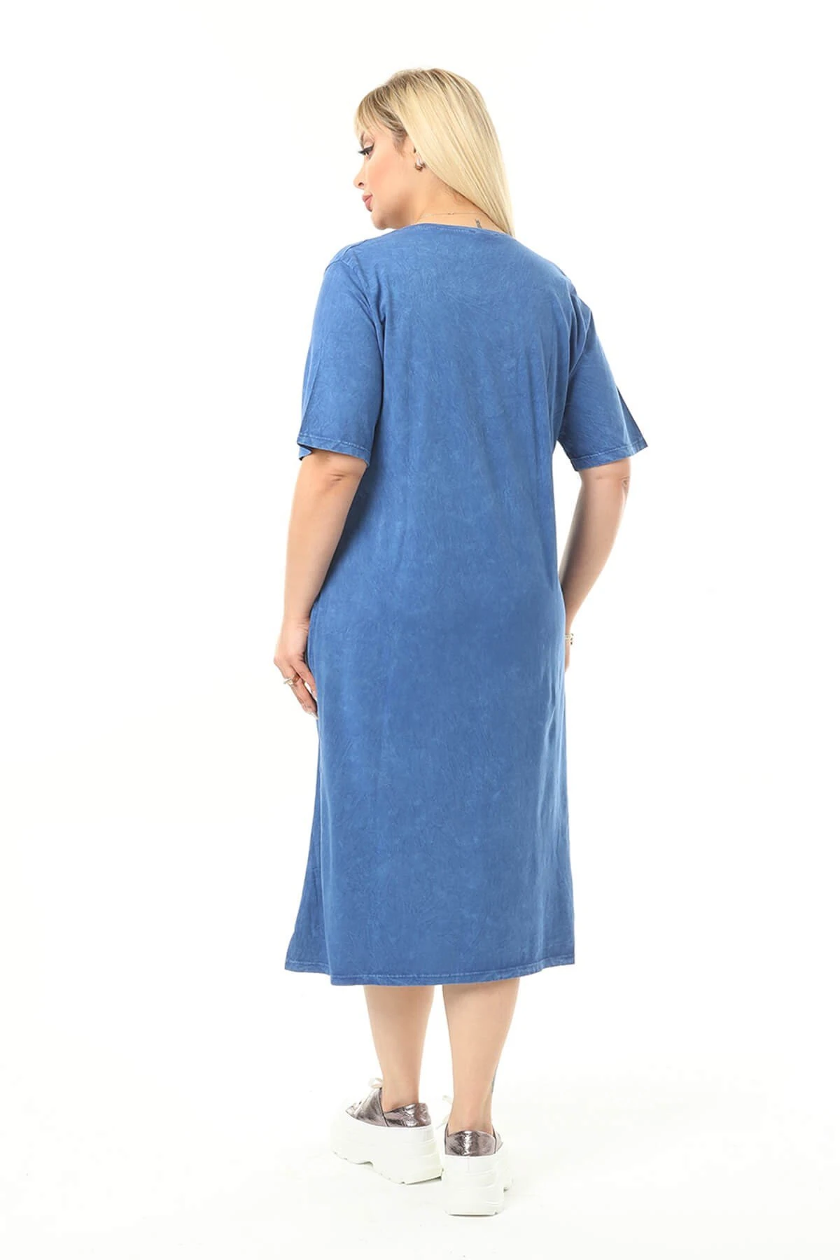 Büyük Beden Mavi Zimbalarla Süslenmiş Elbise