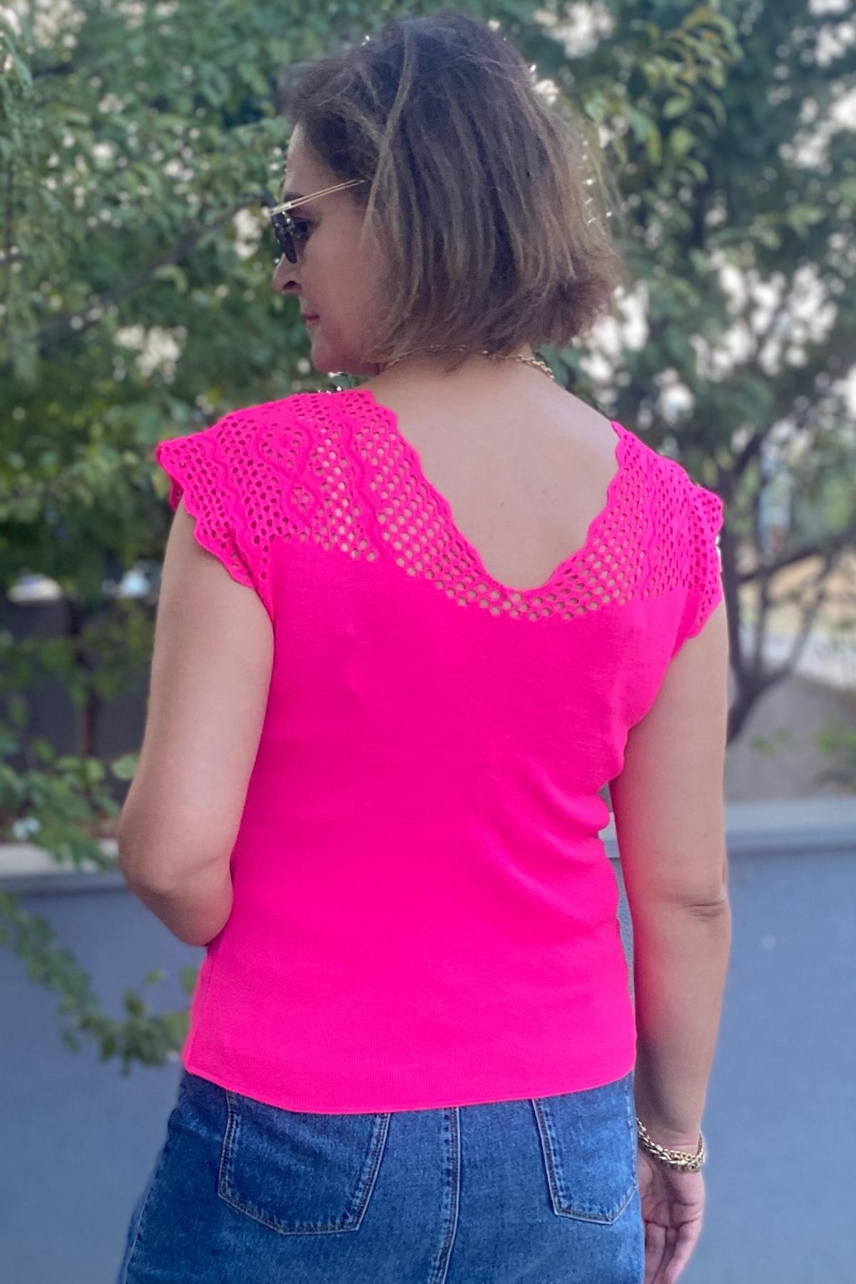 Kadın Pembe  Sıfır Kol Ajurlu Triko Bluz