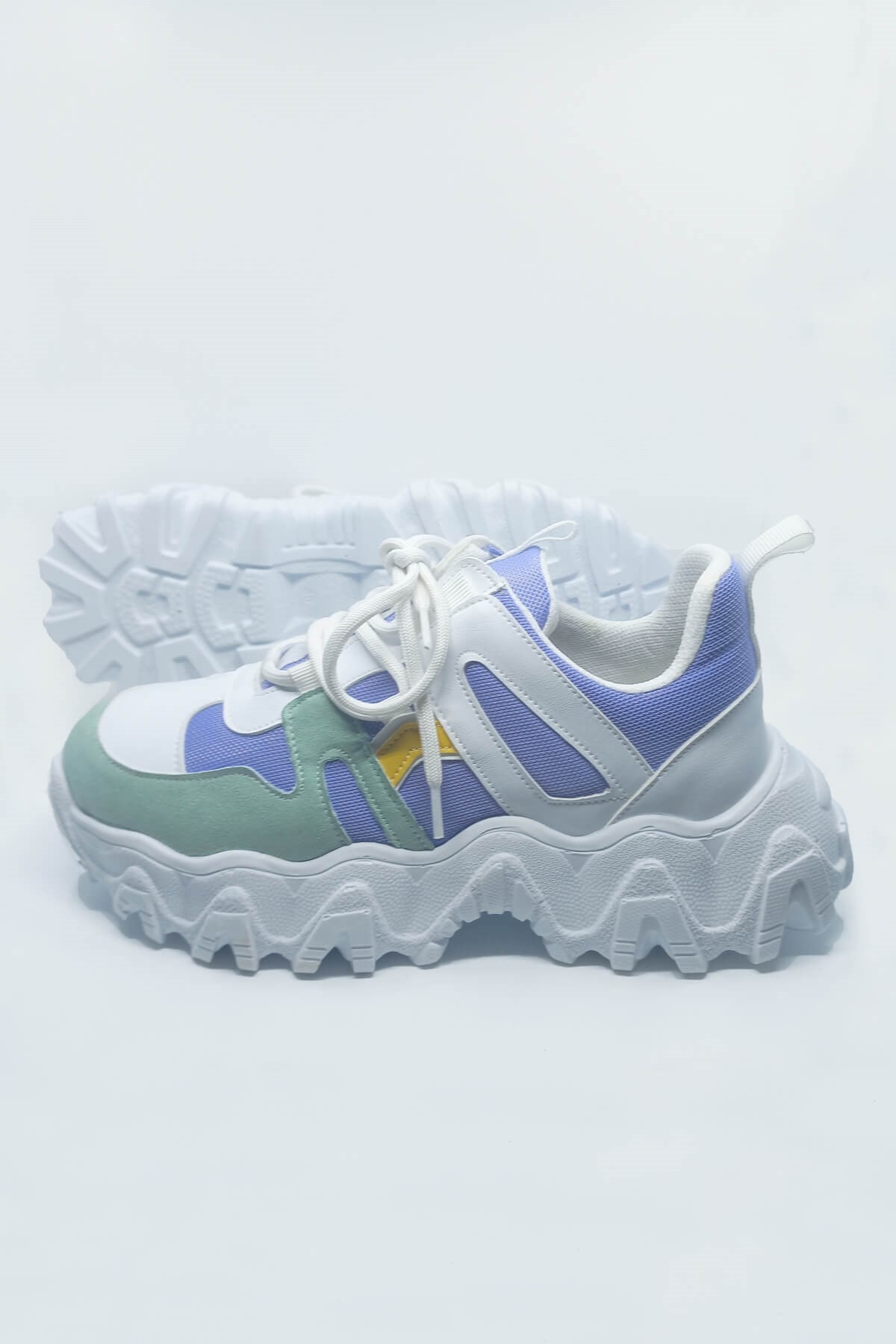 Kadın Sneaker Kalın Taban Bağcıklı Renkli Spor Ayakkabı