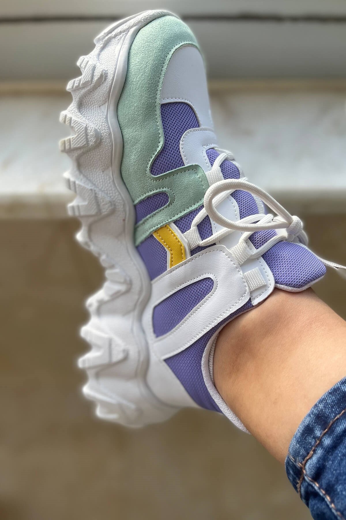 Kadın Sneaker Kalın Taban Bağcıklı Renkli Spor Ayakkabı