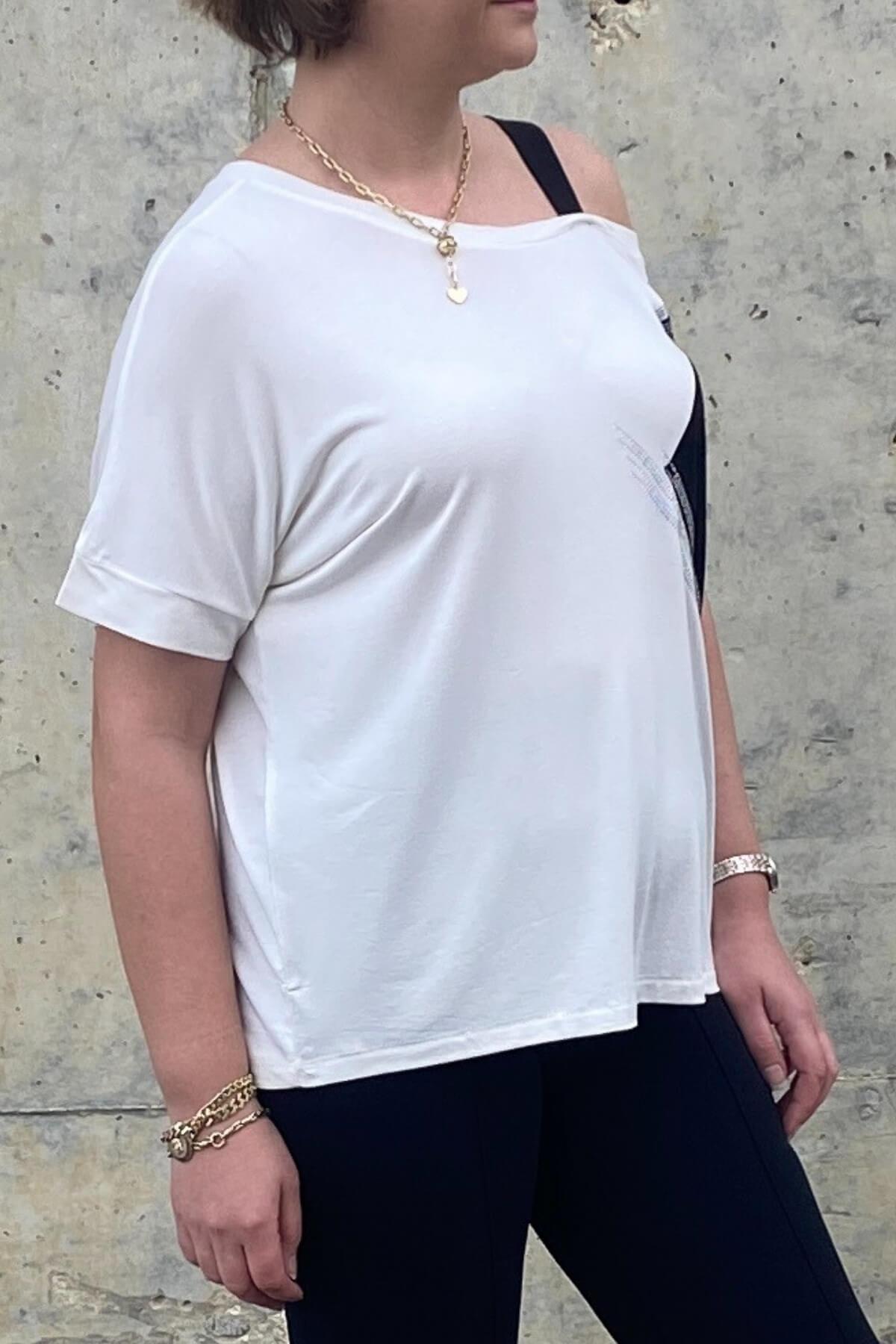 Büyük Beden Krem & Siyah  Küçük Taş Detaylı Bluz