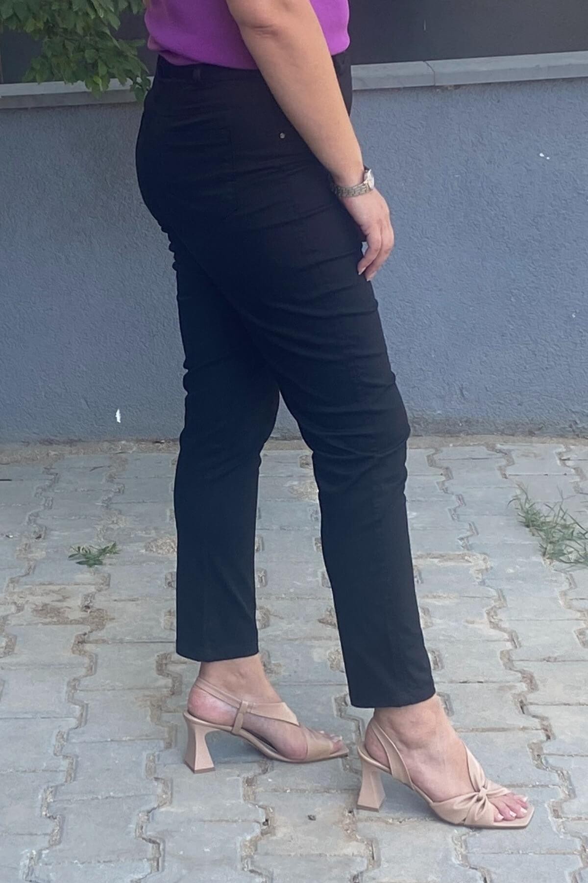 Kadın Siyah Boru Paça Pantolon