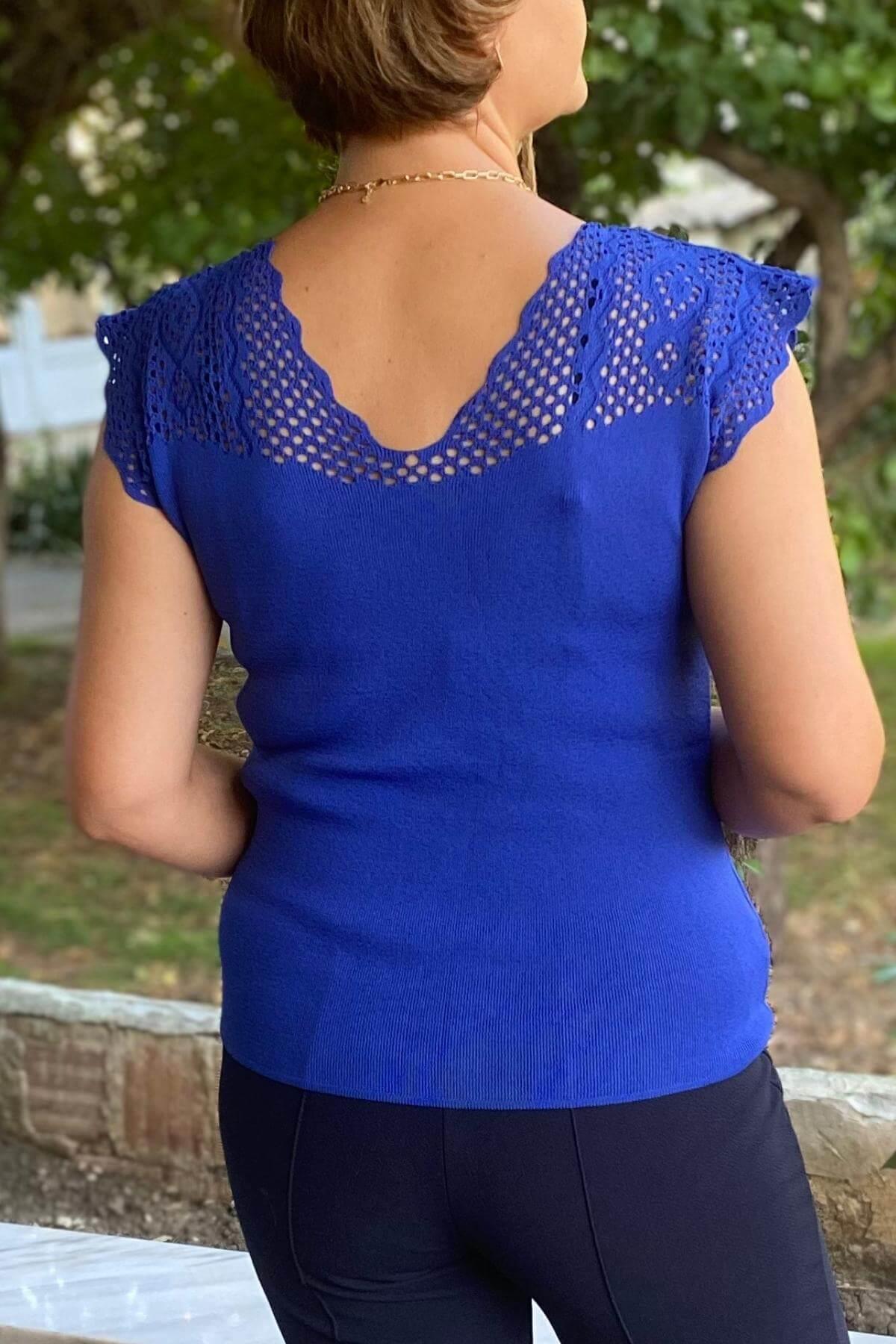 Kadın Saks Mavi Sıfır Kol Ajurlu Triko Bluz