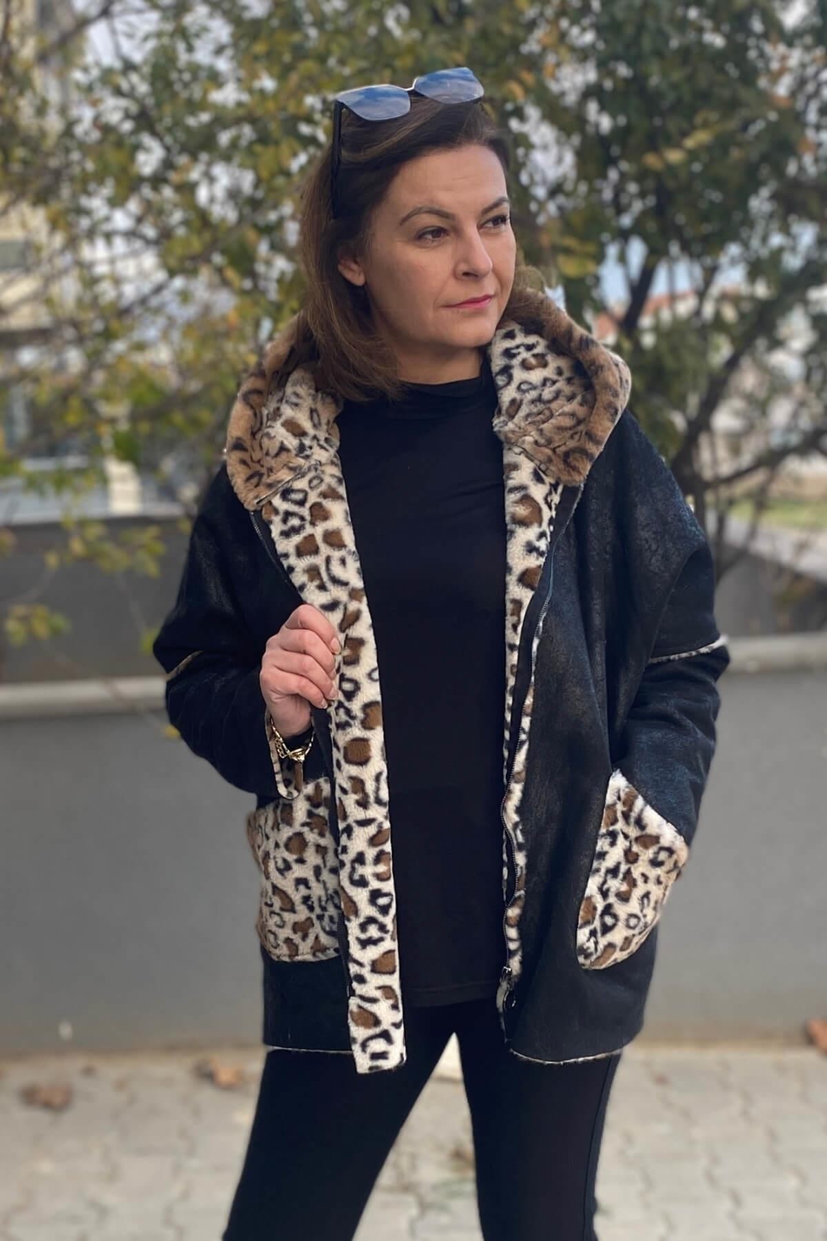 Kadın Siyah İtalyan Leopar Desenli Kısa Kaban