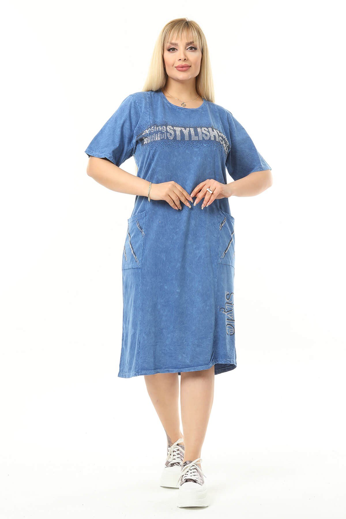 Büyük Beden Mavi Küçük Taşlarla Süslenmiş Pamuklu Elbise