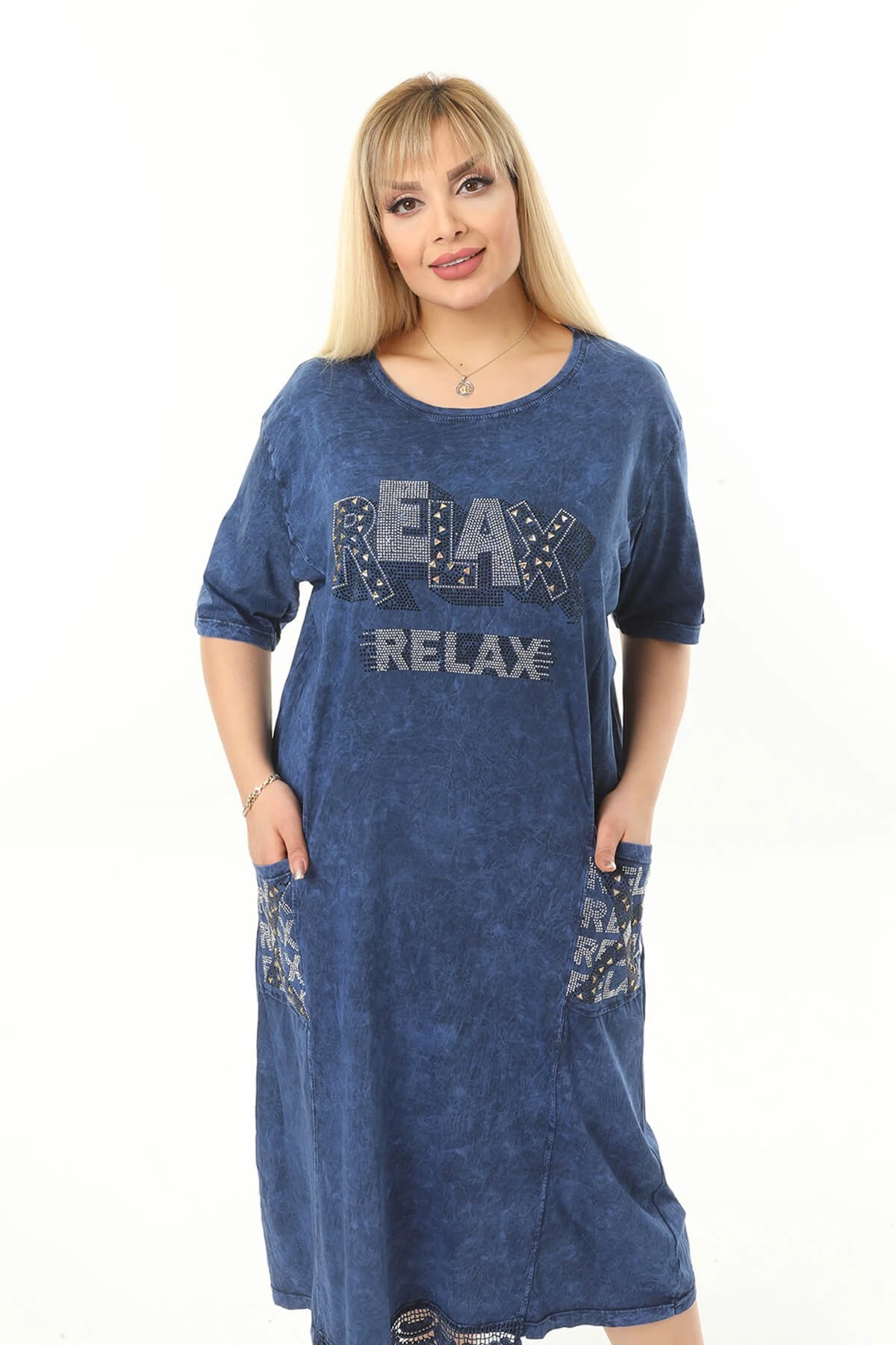 Büyük Beden Lacivert Eteği Dantel Detaylı Elbise