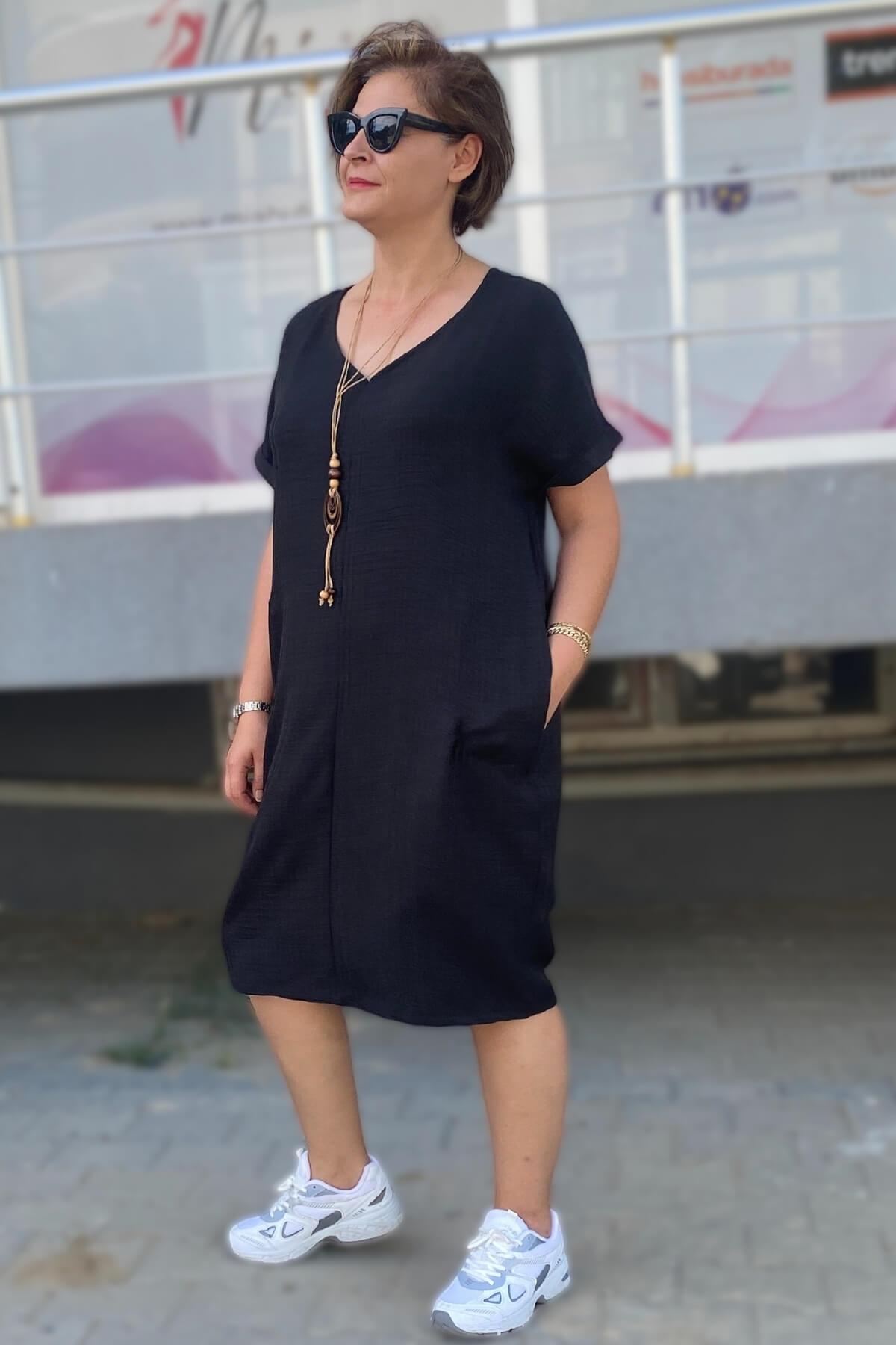 Büyük Beden Siyah Kolye Hediyeli Salaş Elbise