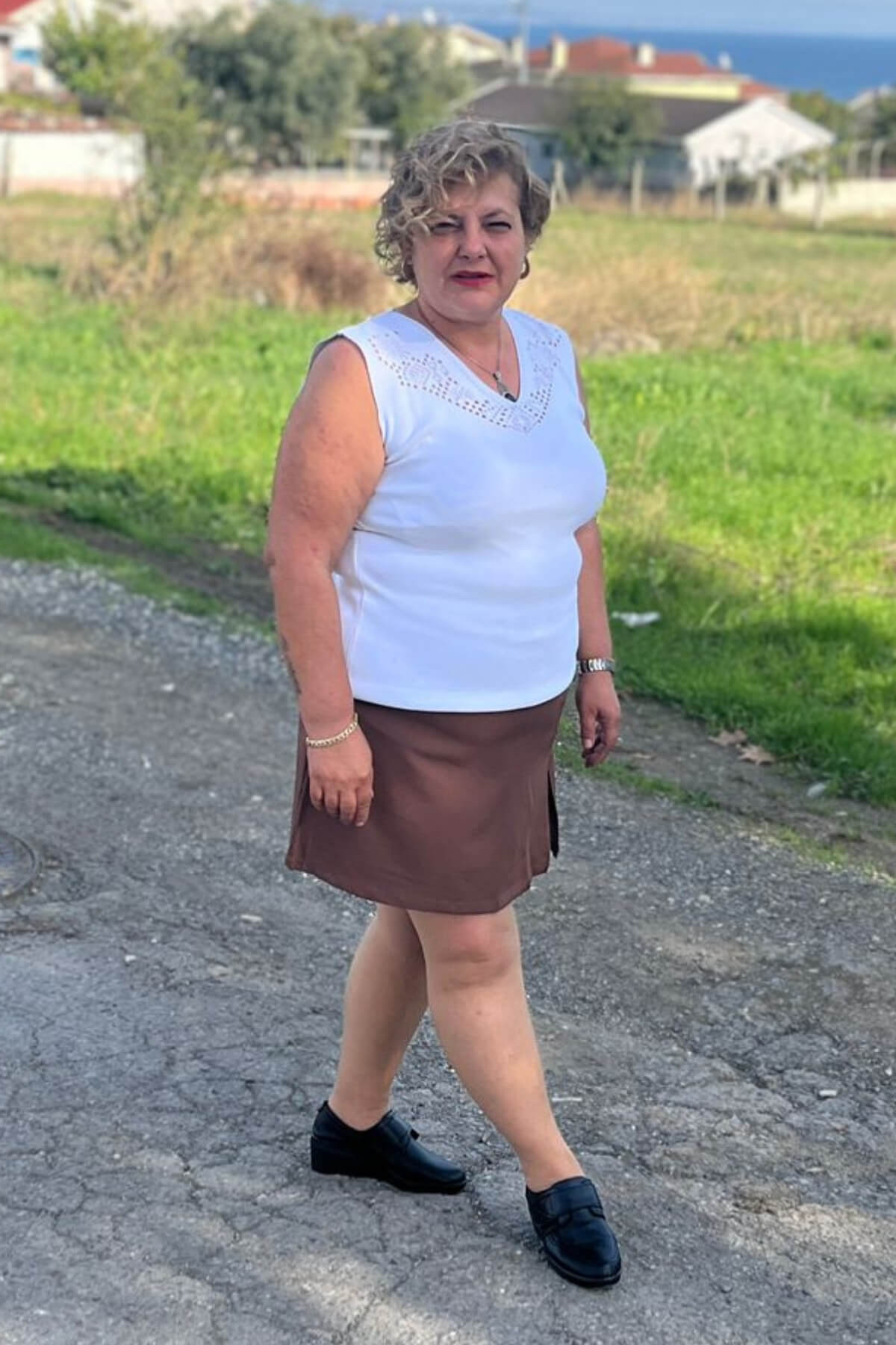 Büyük Beden Kahve Yırtmaç Detaylı Şort Etek 