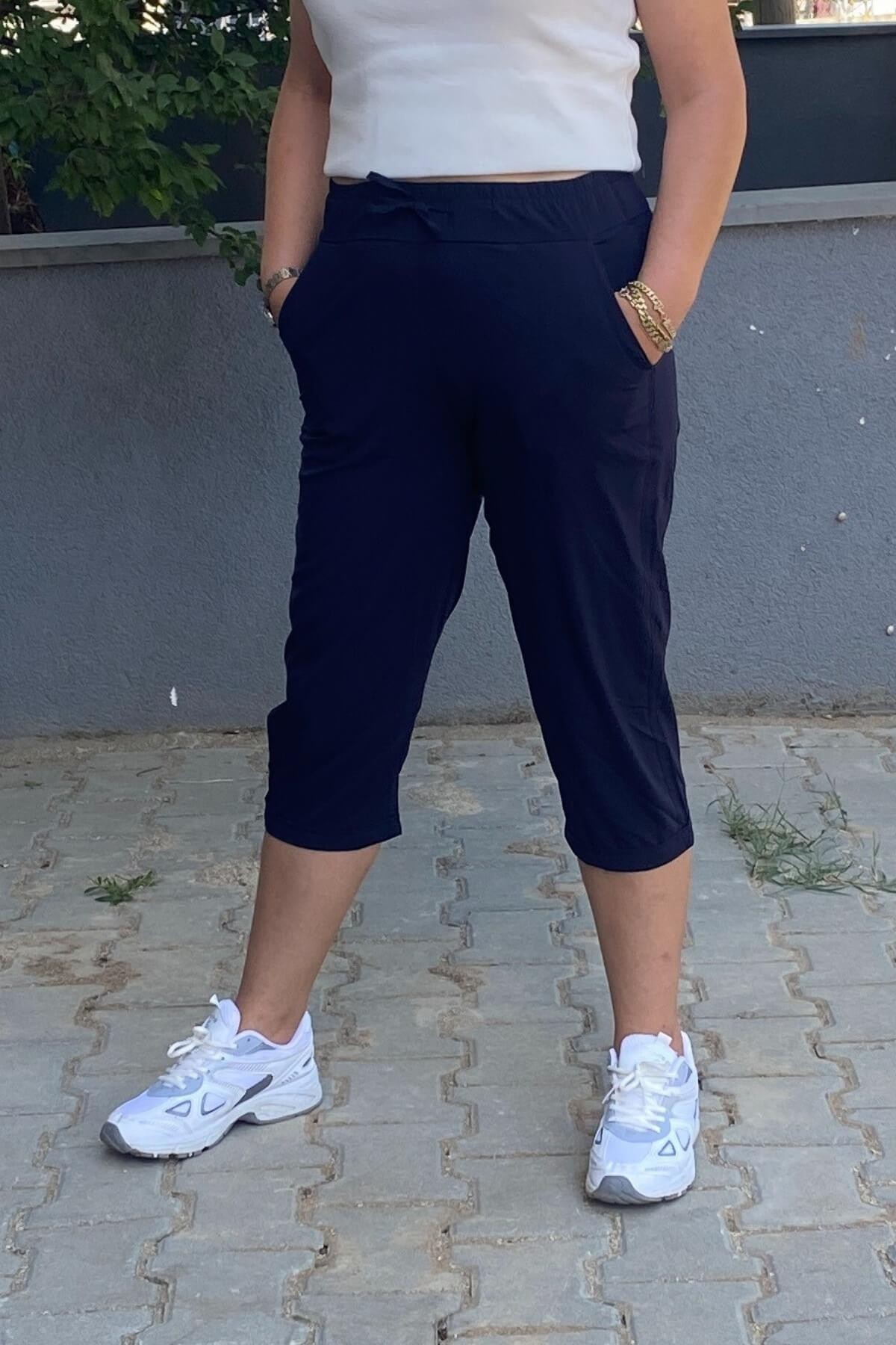 Kadın Lacivert Akar Kumaş Kapri