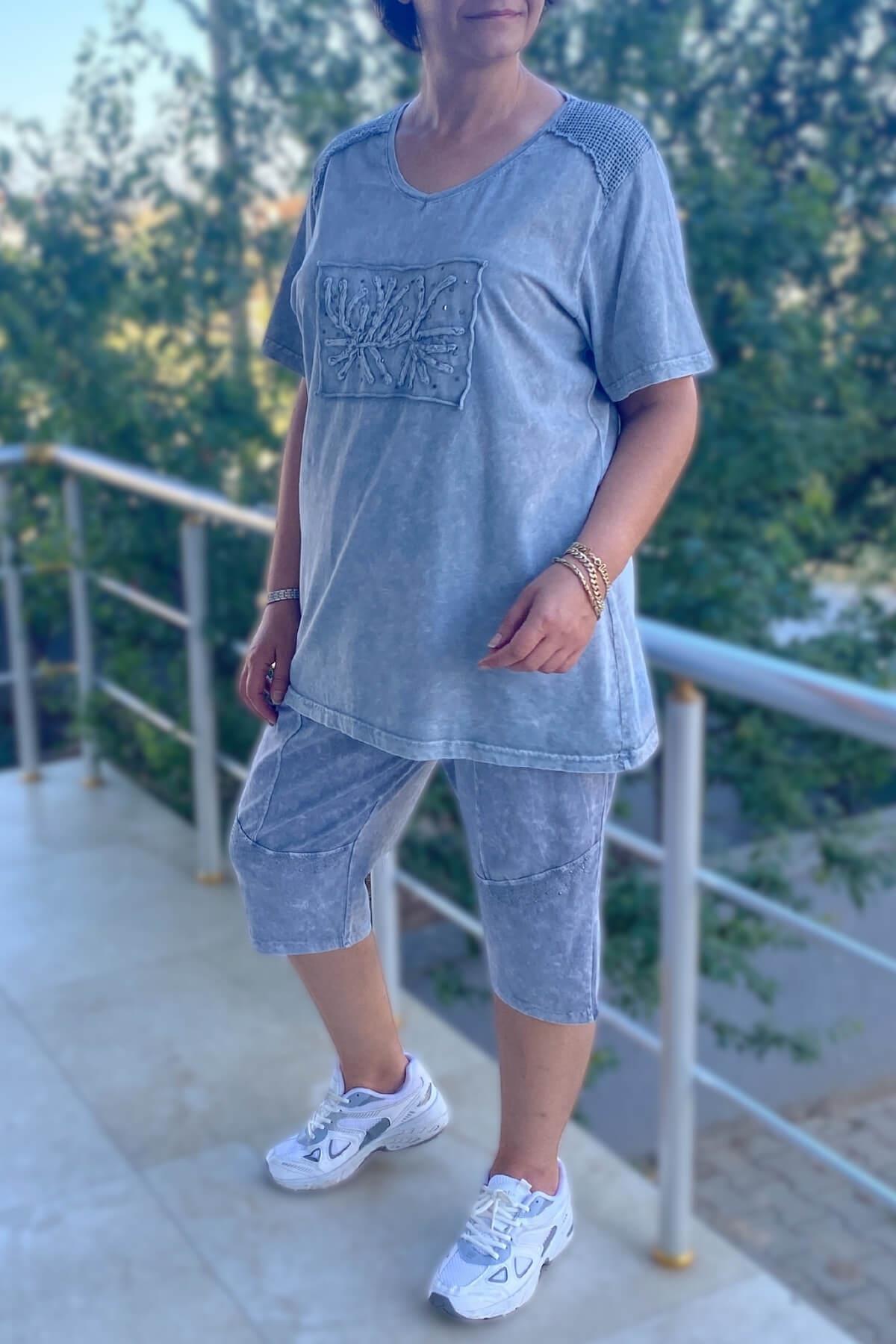 Büyük Beden Gri Yaprak Desenli Bermuda Takım