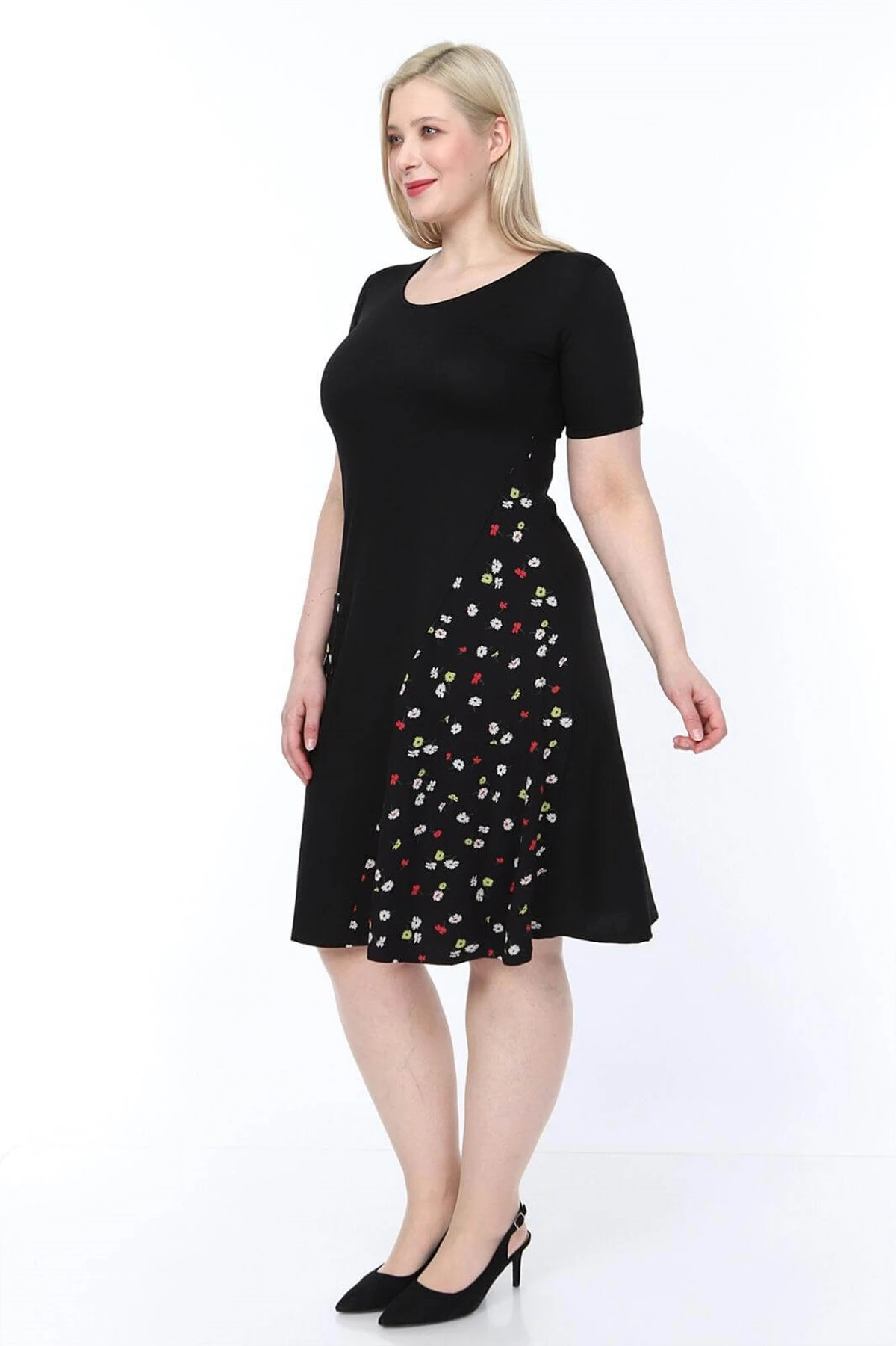 Büyük Beden Siyah Papatya Çapraz Cepli Elbise