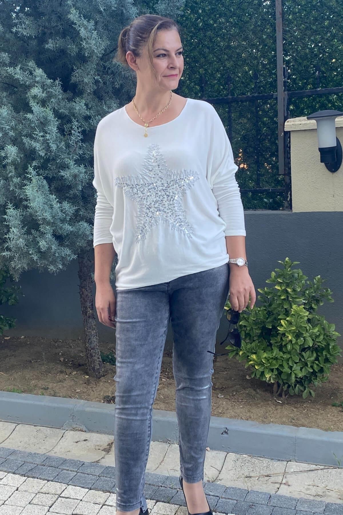 Kadın İtalyan Yıldız İşlmeli Beyaz  Bluz