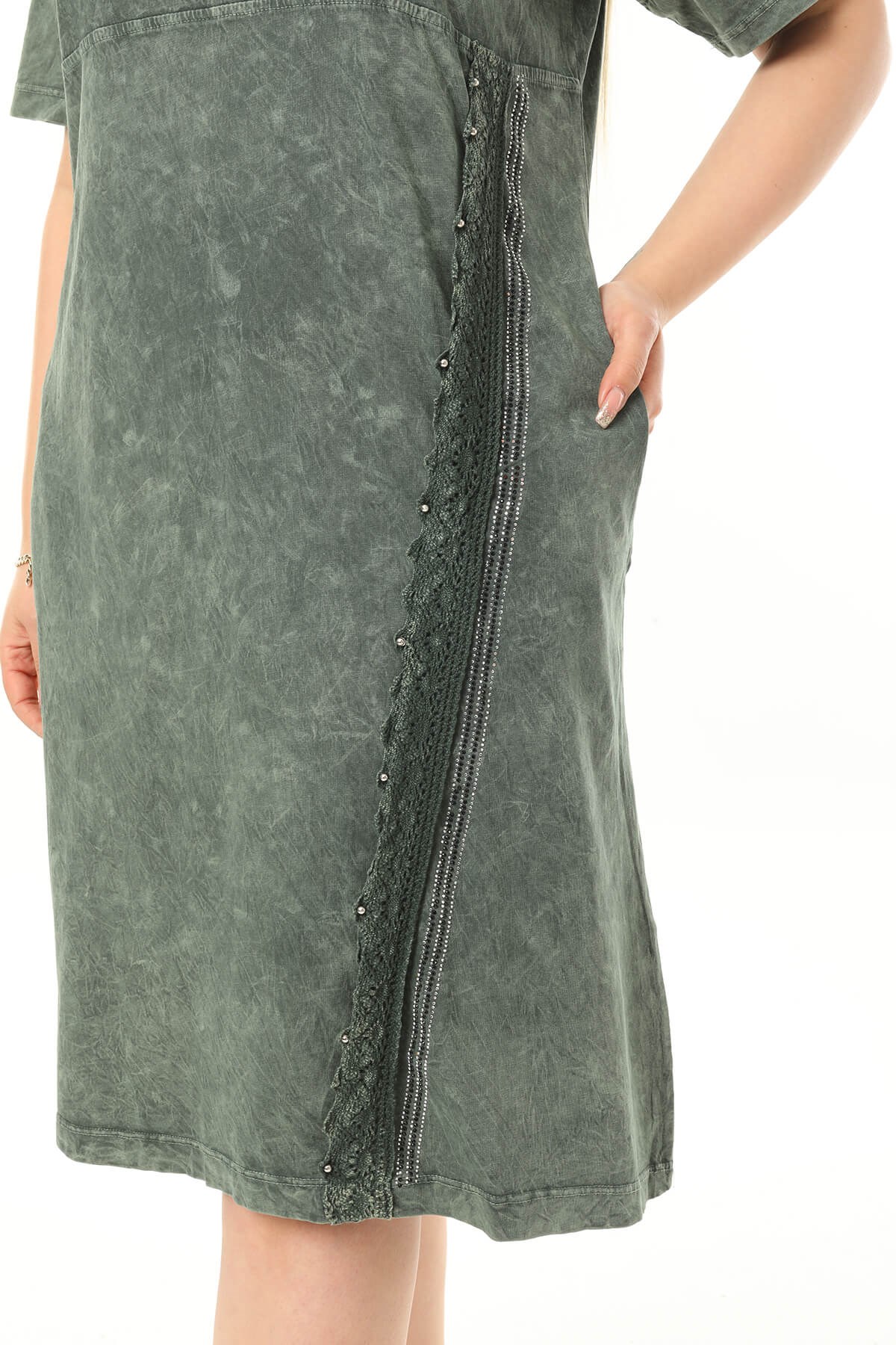 Büyük Beden Haki Yuvarlak Yaka Yıkamalı Elbise