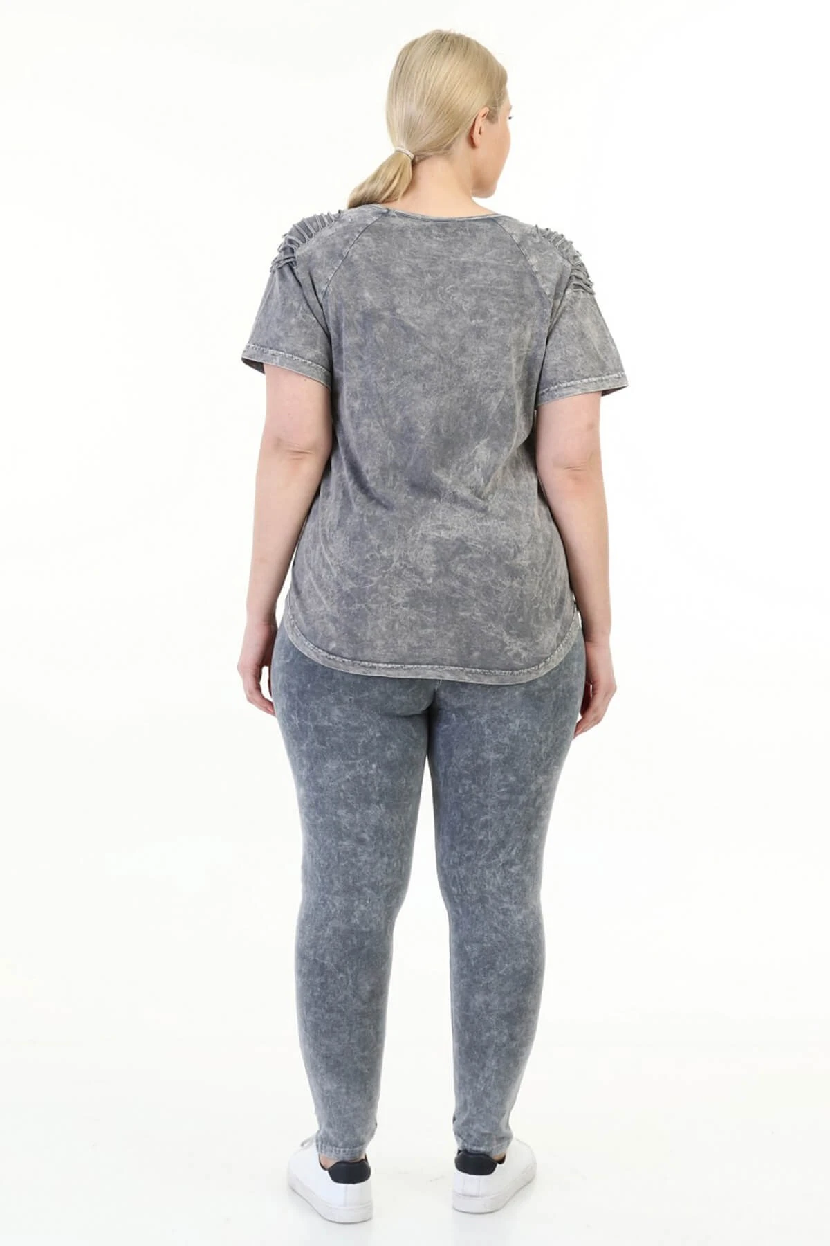 Büyük Beden Gri Omuzu Lazerli  İtalyan Yıkamalı Tayt Takım