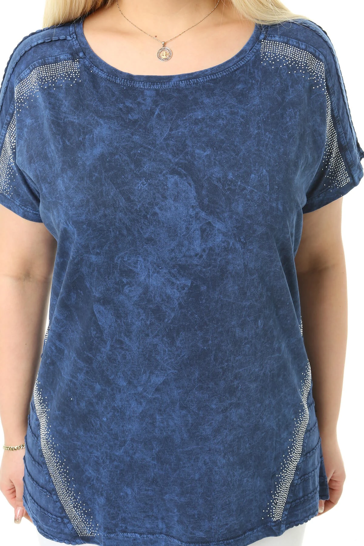 Büyük Beden Lacivert Yuvarlak Yaka Bluz