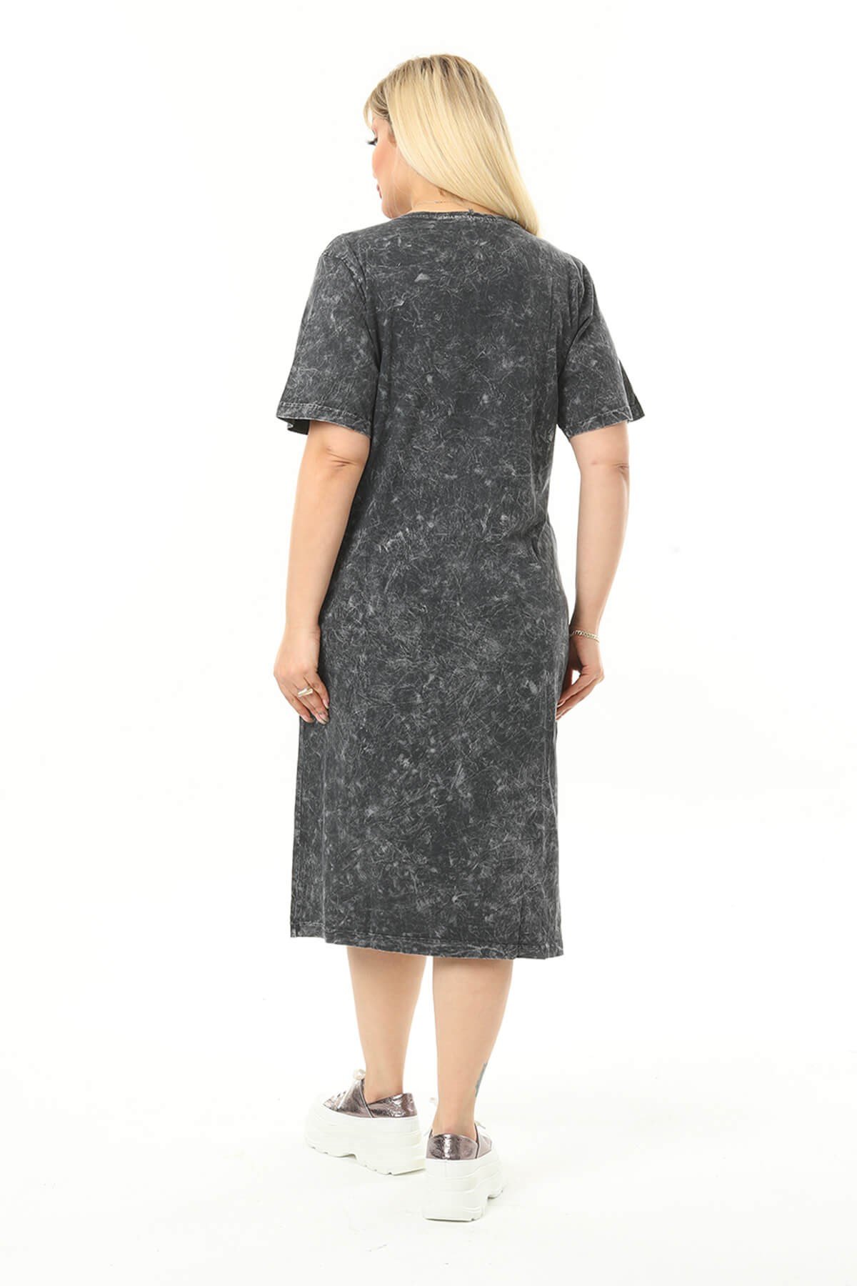 Büyük Beden Füme Kelebek Taslı Elbise