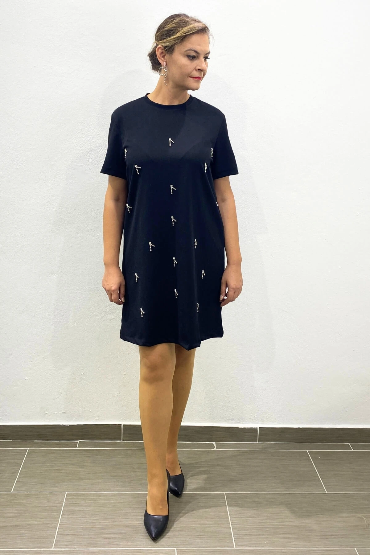 Büyük Beden Siyah Taşlı Ful Likra Kısa Kollu Elbise