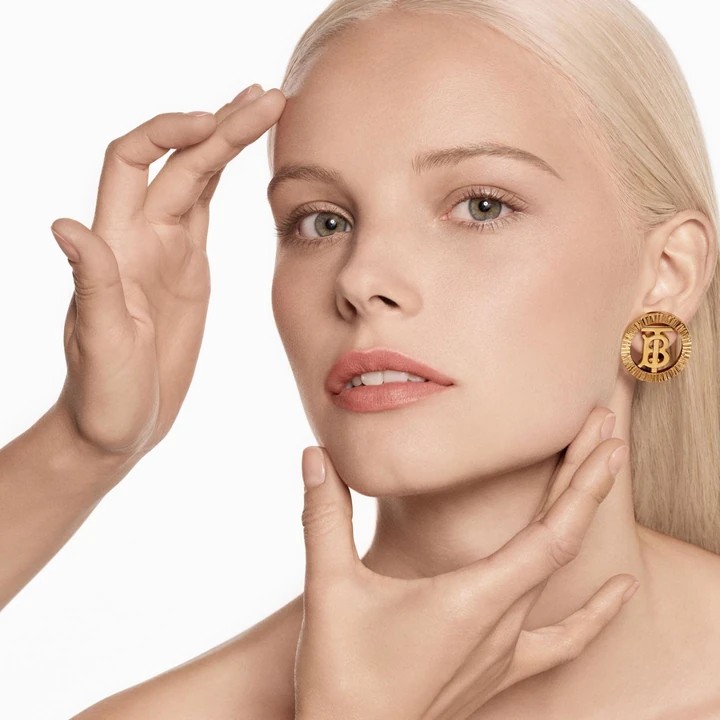 Matte Glow Cushion Light Warm No.30 Fondöten