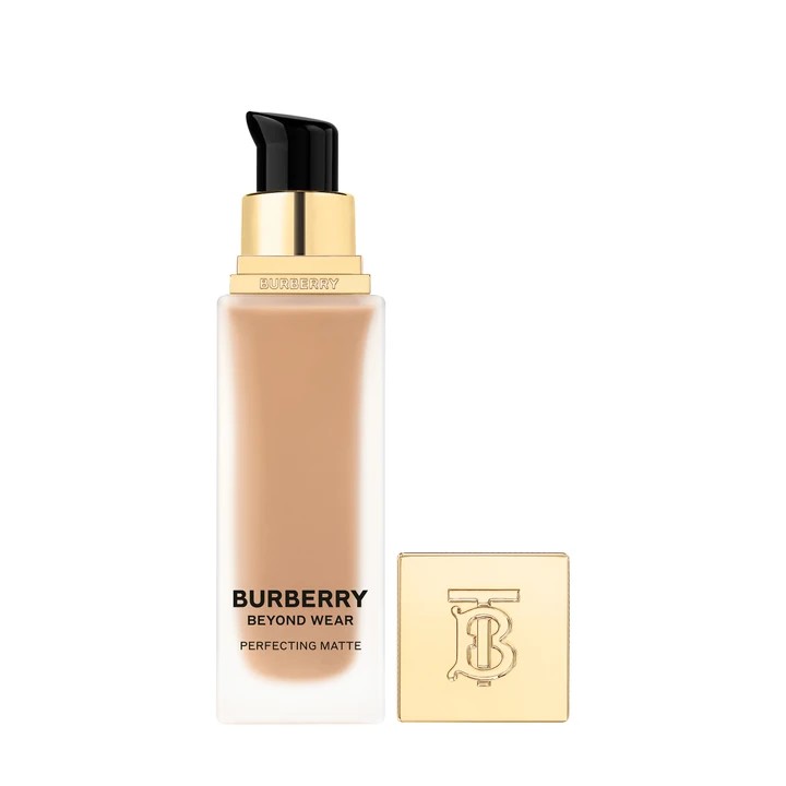 Beyond Wear Perfecting Matte Foundation 85 Medium Neutral Fondöten