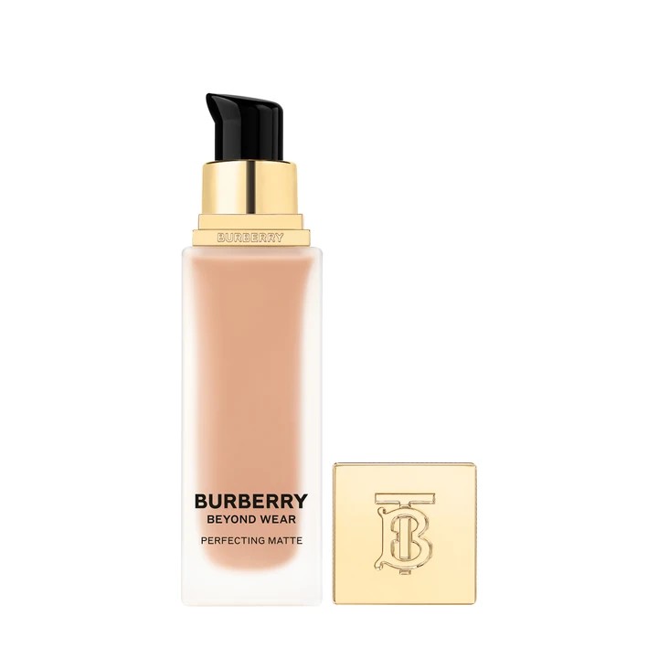 Beyond Wear Perfecting Matte Foundation 80 Medium Cool Fondöten