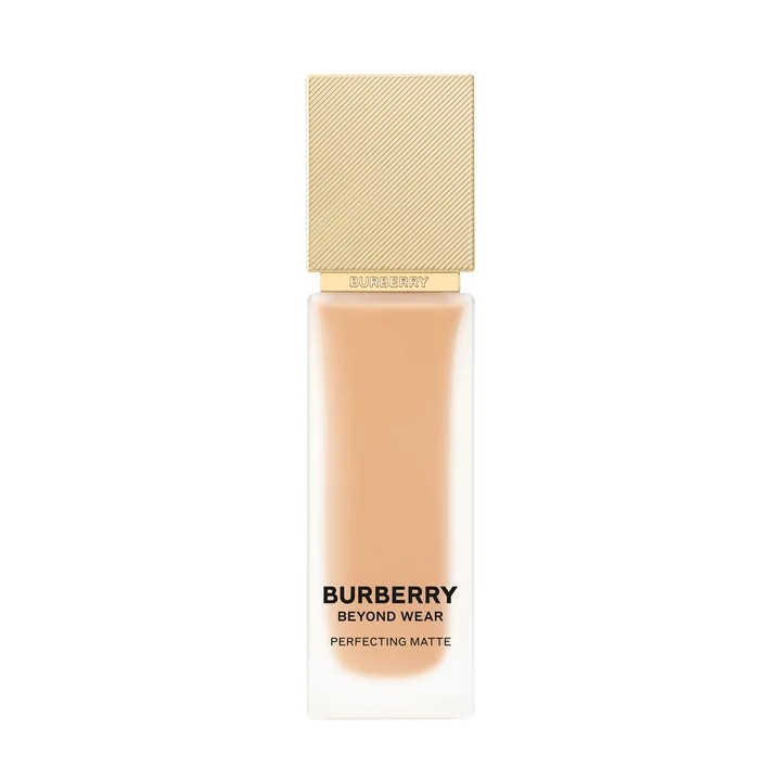 Beyond Wear Perfecting Matte Foundation 60 Medium Warm Fondöten