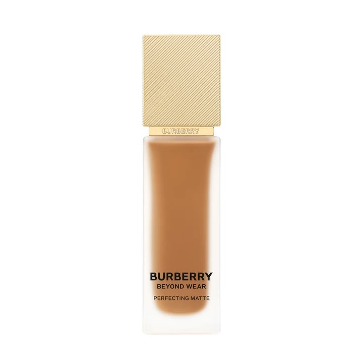 Beyond Wear Perfecting Matte Foundation 110 Medium Deep Neutral Fondöten