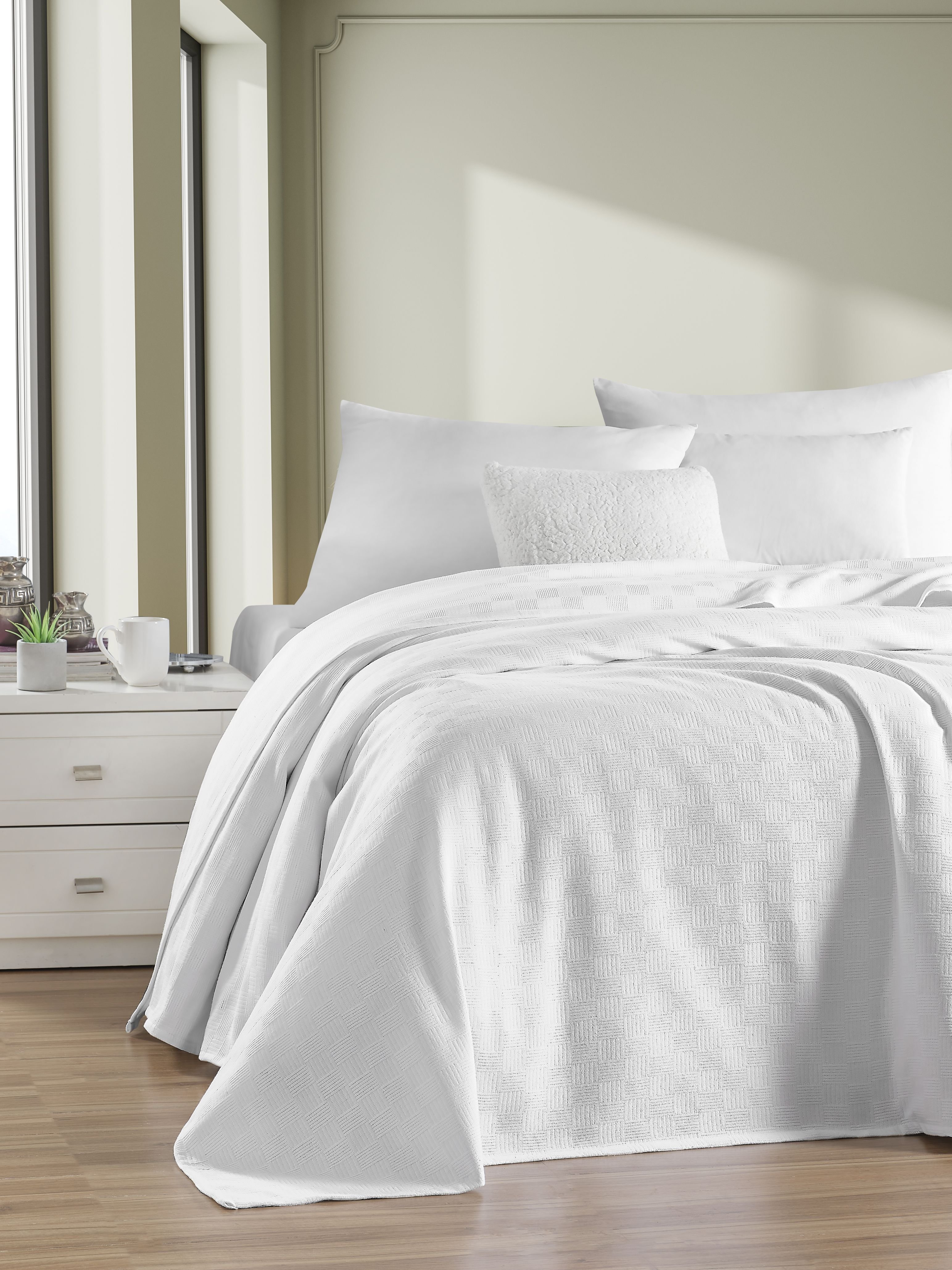 KÜÇÜK DAMA DESEN %100 PAMUK  YATAK ÖRTÜSÜ LÜX OTEL TİPİ PİKE